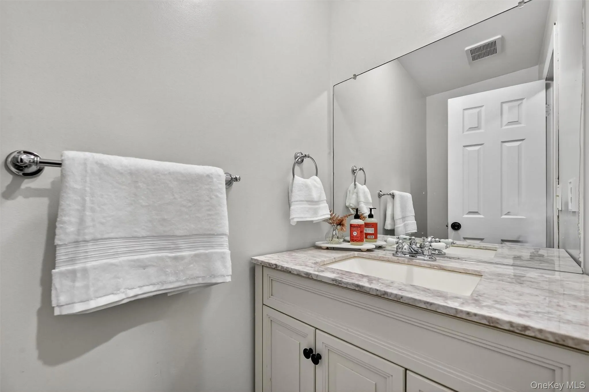 Bathroom with vanity Bathroom with vanity