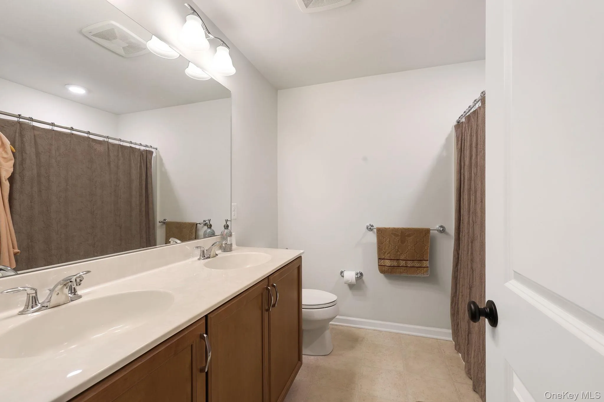 31 Lewis Road, East Fishkill, NY, 3 Bedrooms Bedrooms, 6 Rooms Rooms,2 BathroomsBathrooms,Residential,For Rent,Lewis,0,1058124 31 Lewis Road, East Fishkill, NY, 3 Bedrooms Bedrooms, 6 Rooms Rooms,2 BathroomsBathrooms,Residential,For Rent,Lewis,0,1058124
