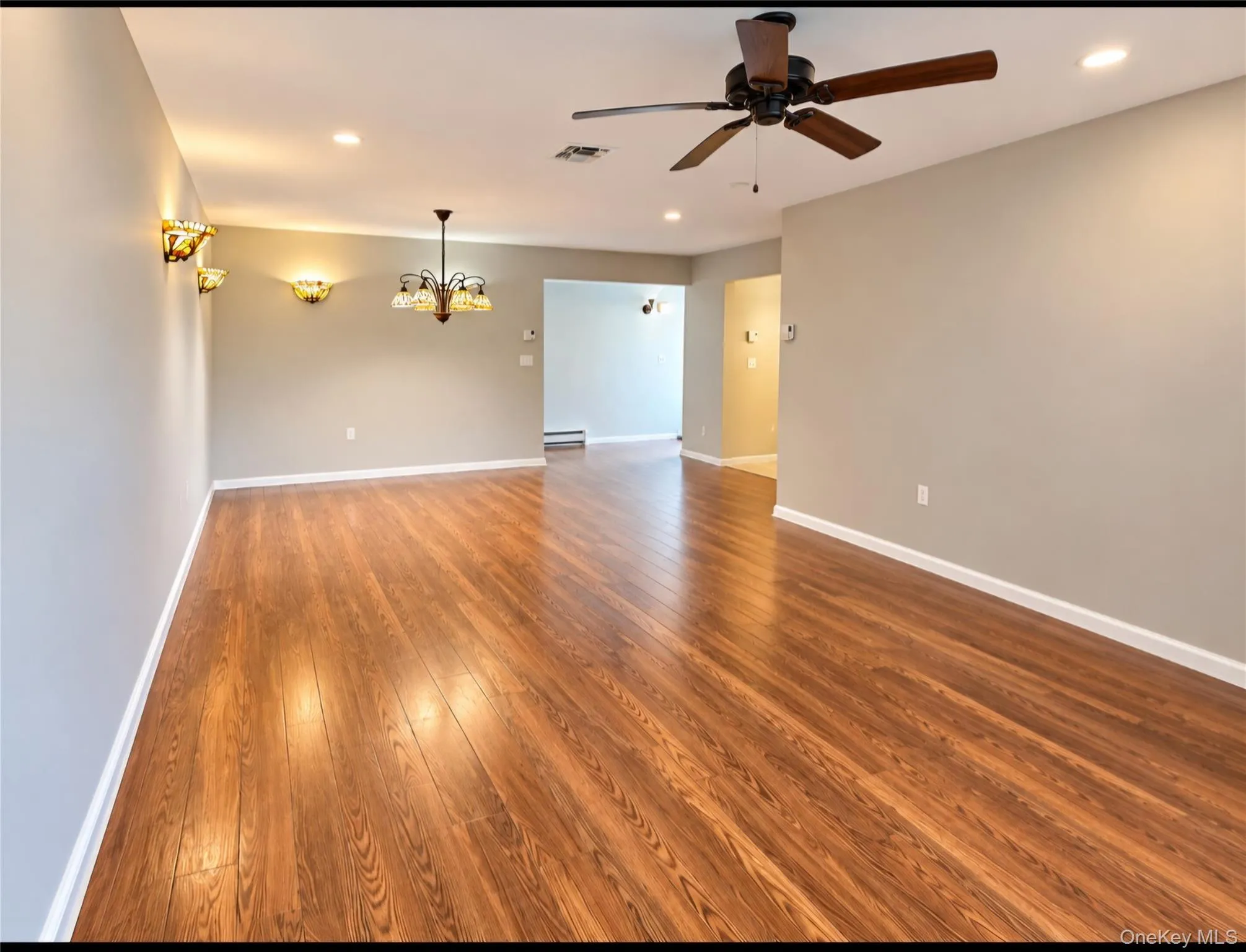 36 Revere Drive, Islip, NY, 2 Bedroom Bedrooms, 6 Room Rooms,2 BathroomBathrooms,Residential Lease,For Rent,Revere,0,1058130 36 Revere Drive, Islip, NY, 2 Bedroom Bedrooms, 6 Room Rooms,2 BathroomBathrooms,Residential Lease,For Rent,Revere,0,1058130