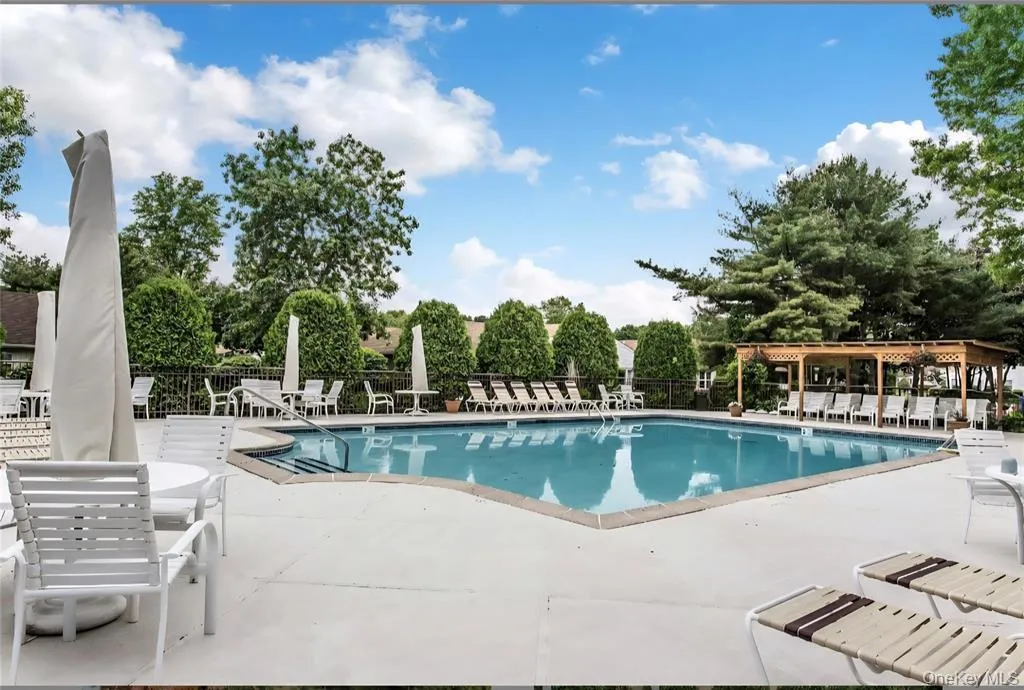 36 Revere Drive, Islip, NY, 2 Bedroom Bedrooms, 6 Room Rooms,2 BathroomBathrooms,Residential Lease,For Rent,Revere,0,1058130 36 Revere Drive, Islip, NY, 2 Bedroom Bedrooms, 6 Room Rooms,2 BathroomBathrooms,Residential Lease,For Rent,Revere,0,1058130