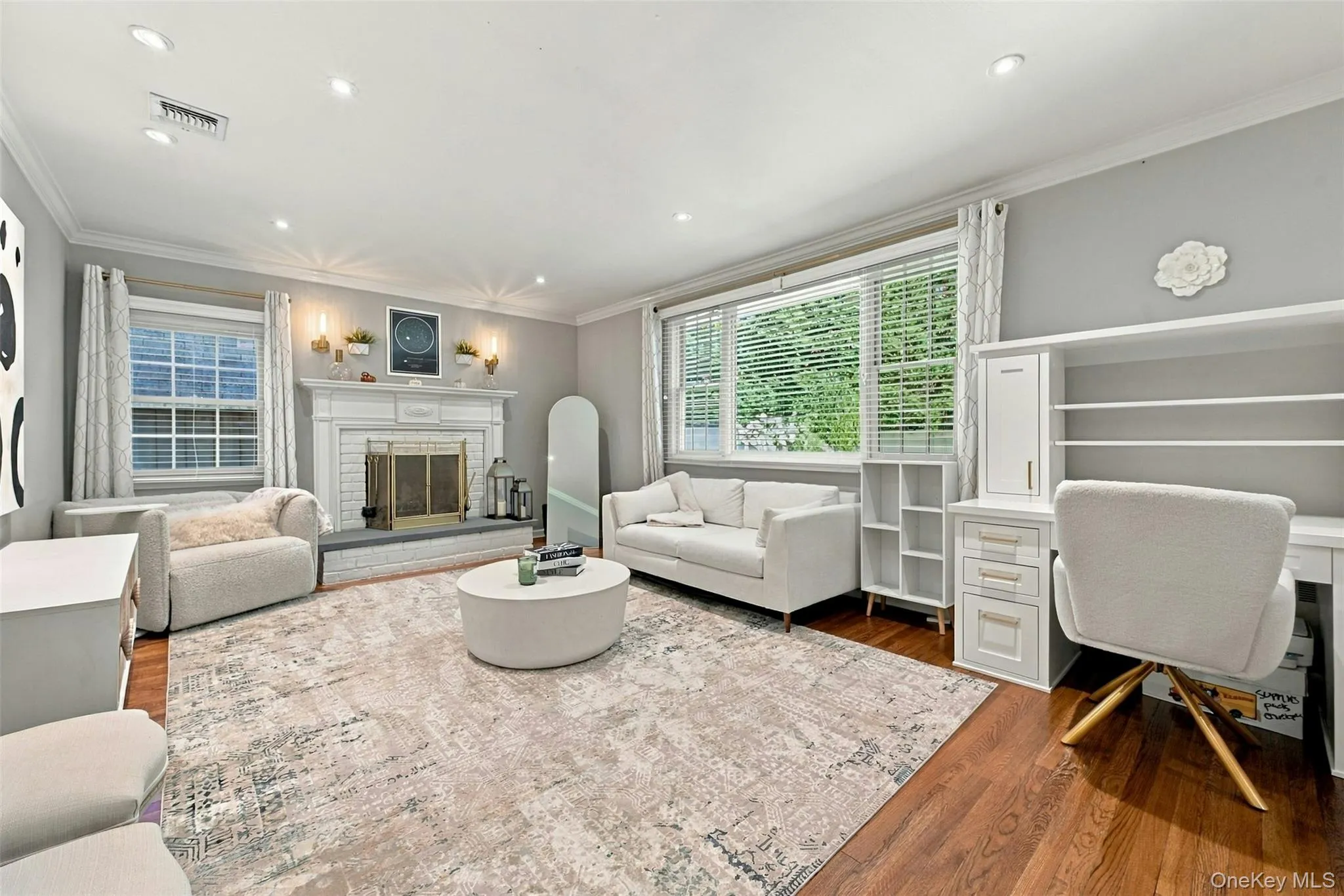 42 Marie Drive, Huntington, NY, 4 Bedrooms Bedrooms, 8 Rooms Rooms,2 BathroomsBathrooms,Residential,For Rent,Marie,0,1058133 42 Marie Drive, Huntington, NY, 4 Bedrooms Bedrooms, 8 Rooms Rooms,2 BathroomsBathrooms,Residential,For Rent,Marie,0,1058133