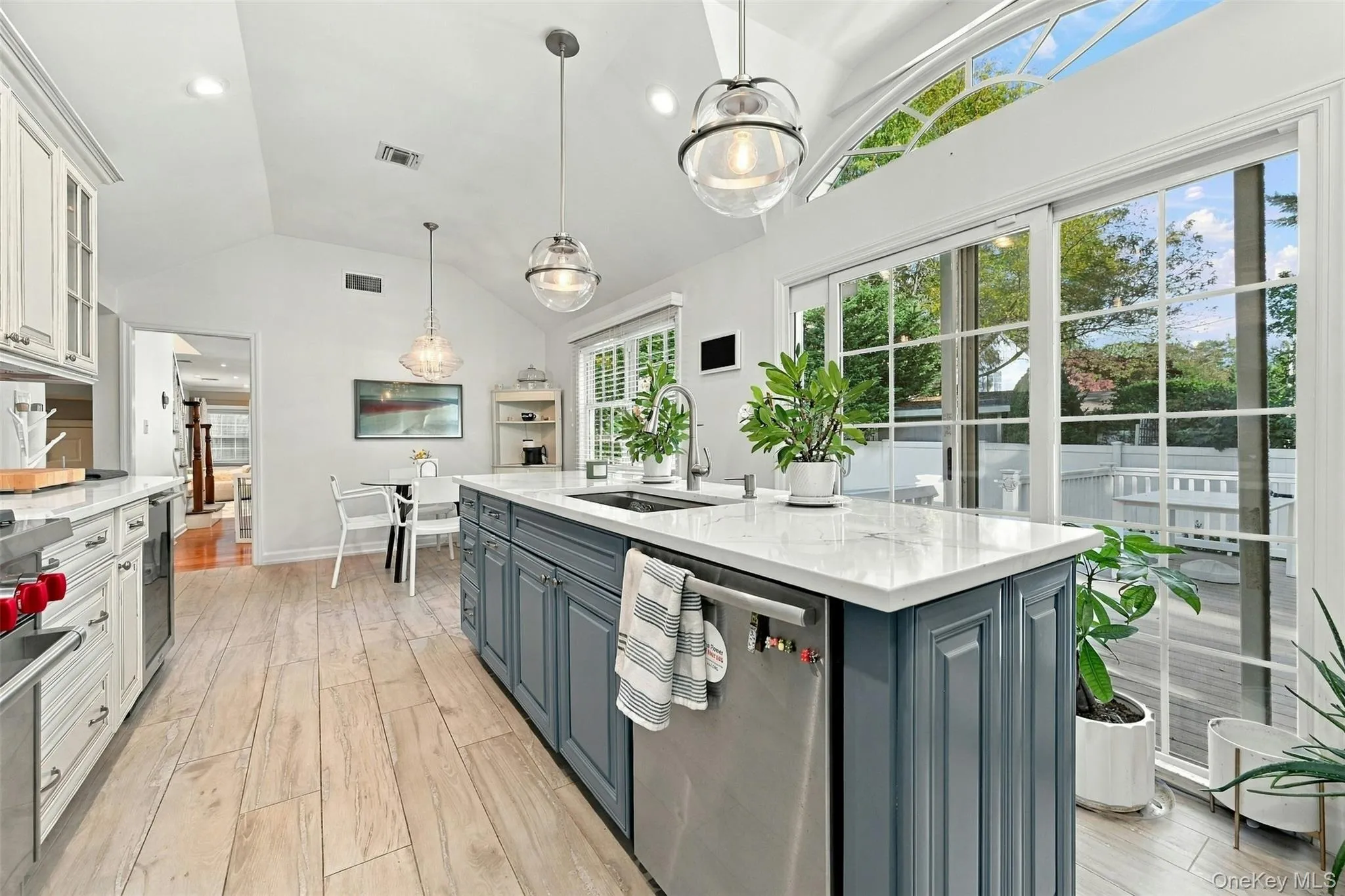 42 Marie Drive, Huntington, NY, 4 Bedrooms Bedrooms, 8 Rooms Rooms,2 BathroomsBathrooms,Residential,For Rent,Marie,0,1058133 42 Marie Drive, Huntington, NY, 4 Bedrooms Bedrooms, 8 Rooms Rooms,2 BathroomsBathrooms,Residential,For Rent,Marie,0,1058133