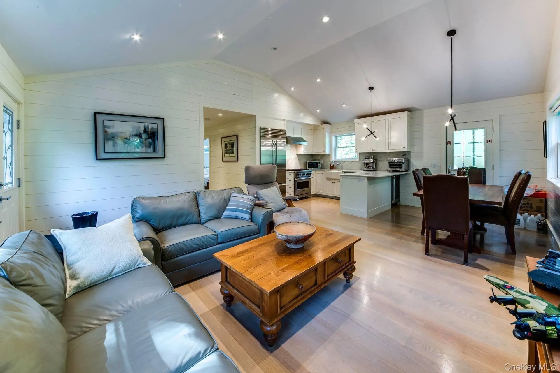 66 Crystal Drive, East Hampton, NY, 2 Bedrooms Bedrooms, 4 Rooms Rooms,2 BathroomsBathrooms,Residential,For Rent,Crystal,0,1058135 66 Crystal Drive, East Hampton, NY, 2 Bedrooms Bedrooms, 4 Rooms Rooms,2 BathroomsBathrooms,Residential,For Rent,Crystal,0,1058135