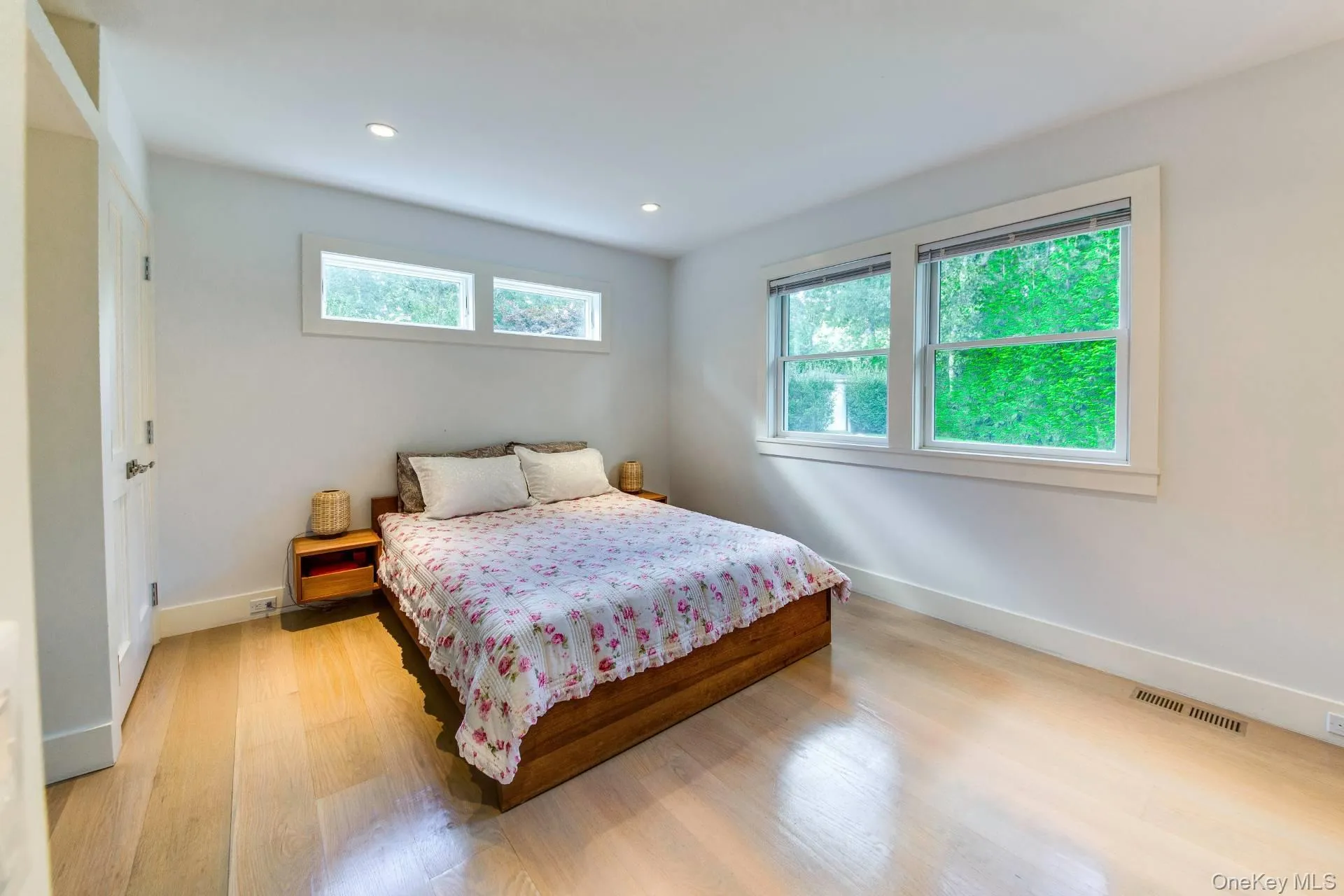 66 Crystal Drive, East Hampton, NY, 2 Bedrooms Bedrooms, 4 Rooms Rooms,2 BathroomsBathrooms,Residential,For Rent,Crystal,0,1058135 66 Crystal Drive, East Hampton, NY, 2 Bedrooms Bedrooms, 4 Rooms Rooms,2 BathroomsBathrooms,Residential,For Rent,Crystal,0,1058135