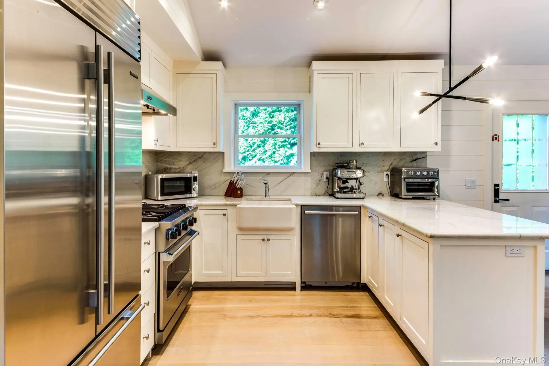 66 Crystal Drive, East Hampton, NY, 2 Bedrooms Bedrooms, 4 Rooms Rooms,2 BathroomsBathrooms,Residential,For Rent,Crystal,0,1058135 66 Crystal Drive, East Hampton, NY, 2 Bedrooms Bedrooms, 4 Rooms Rooms,2 BathroomsBathrooms,Residential,For Rent,Crystal,0,1058135