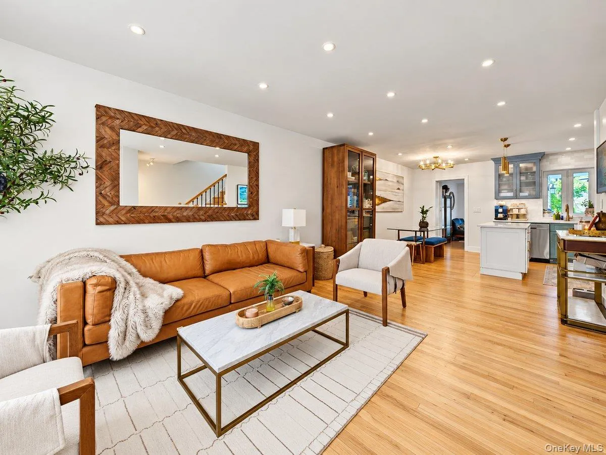 8449 127th Street, New York, NY, 4 Bedrooms Bedrooms, 10 Rooms Rooms,1 BathroomBathrooms,Residential,For Rent,127th,0,1058136 8449 127th Street, New York, NY, 4 Bedrooms Bedrooms, 10 Rooms Rooms,1 BathroomBathrooms,Residential,For Rent,127th,0,1058136