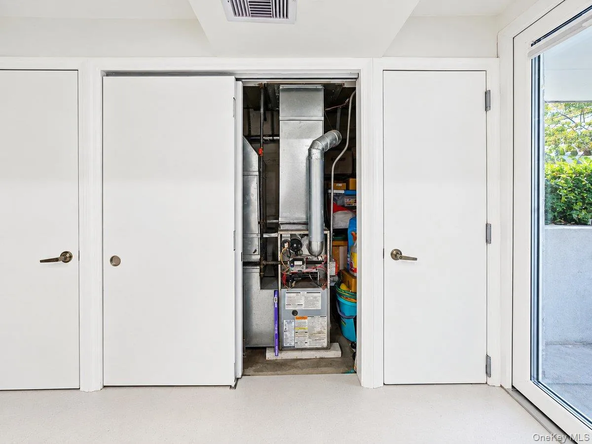 8449 127th Street, New York, NY, 4 Bedrooms Bedrooms, 10 Rooms Rooms,1 BathroomBathrooms,Residential,For Rent,127th,0,1058136 8449 127th Street, New York, NY, 4 Bedrooms Bedrooms, 10 Rooms Rooms,1 BathroomBathrooms,Residential,For Rent,127th,0,1058136