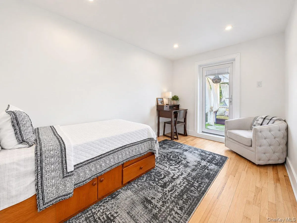 8449 127th Street, New York, NY, 4 Bedrooms Bedrooms, 10 Rooms Rooms,1 BathroomBathrooms,Residential,For Rent,127th,0,1058136 8449 127th Street, New York, NY, 4 Bedrooms Bedrooms, 10 Rooms Rooms,1 BathroomBathrooms,Residential,For Rent,127th,0,1058136