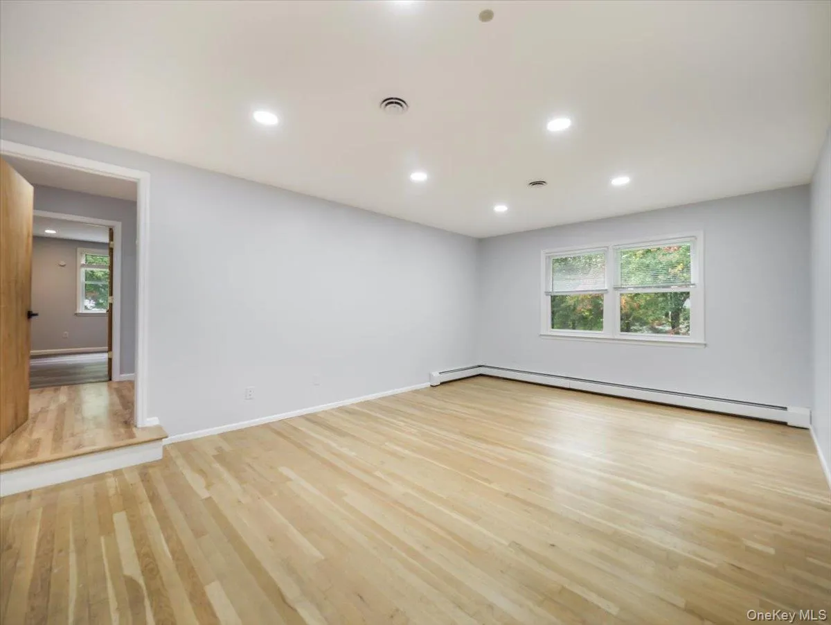 2 Enterprise Court, Clarkstown, NY, 5 Bedrooms Bedrooms, 13 Rooms Rooms,3 BathroomsBathrooms,Residential Lease,For Rent,Enterprise,0,1058141 2 Enterprise Court, Clarkstown, NY, 5 Bedrooms Bedrooms, 13 Rooms Rooms,3 BathroomsBathrooms,Residential Lease,For Rent,Enterprise,0,1058141