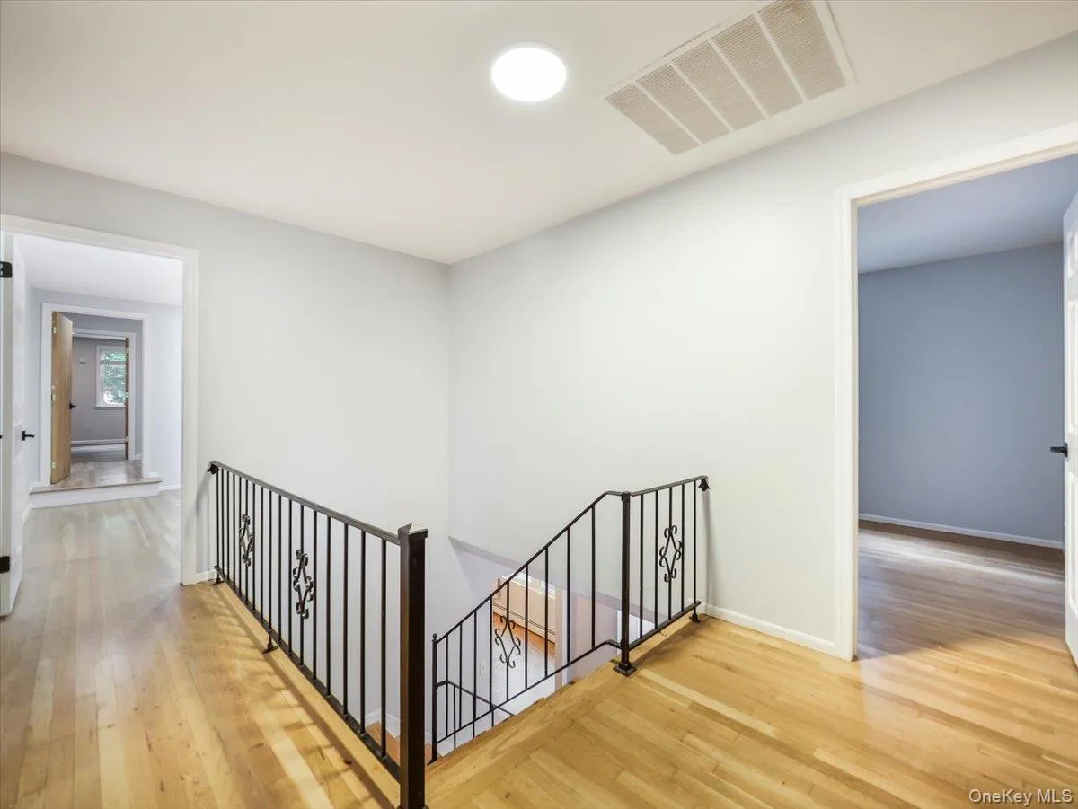 2 Enterprise Court, Clarkstown, NY, 5 Bedrooms Bedrooms, 13 Rooms Rooms,3 BathroomsBathrooms,Residential Lease,For Rent,Enterprise,0,1058141 2 Enterprise Court, Clarkstown, NY, 5 Bedrooms Bedrooms, 13 Rooms Rooms,3 BathroomsBathrooms,Residential Lease,For Rent,Enterprise,0,1058141