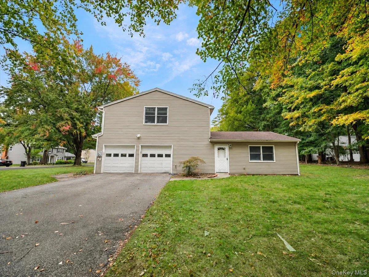 2 Enterprise Court, Clarkstown, NY, 5 Bedrooms Bedrooms, 13 Rooms Rooms,3 BathroomsBathrooms,Residential Lease,For Rent,Enterprise,0,1058141 2 Enterprise Court, Clarkstown, NY, 5 Bedrooms Bedrooms, 13 Rooms Rooms,3 BathroomsBathrooms,Residential Lease,For Rent,Enterprise,0,1058141