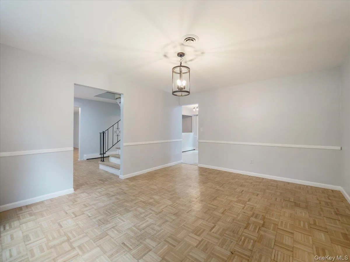 2 Enterprise Court, Clarkstown, NY, 5 Bedrooms Bedrooms, 13 Rooms Rooms,3 BathroomsBathrooms,Residential Lease,For Rent,Enterprise,0,1058141 2 Enterprise Court, Clarkstown, NY, 5 Bedrooms Bedrooms, 13 Rooms Rooms,3 BathroomsBathrooms,Residential Lease,For Rent,Enterprise,0,1058141