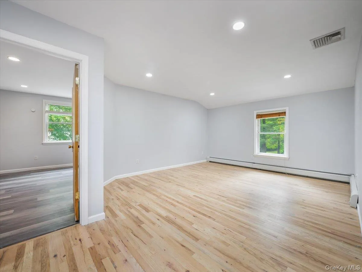 2 Enterprise Court, Clarkstown, NY, 5 Bedrooms Bedrooms, 13 Rooms Rooms,3 BathroomsBathrooms,Residential Lease,For Rent,Enterprise,0,1058141 2 Enterprise Court, Clarkstown, NY, 5 Bedrooms Bedrooms, 13 Rooms Rooms,3 BathroomsBathrooms,Residential Lease,For Rent,Enterprise,0,1058141