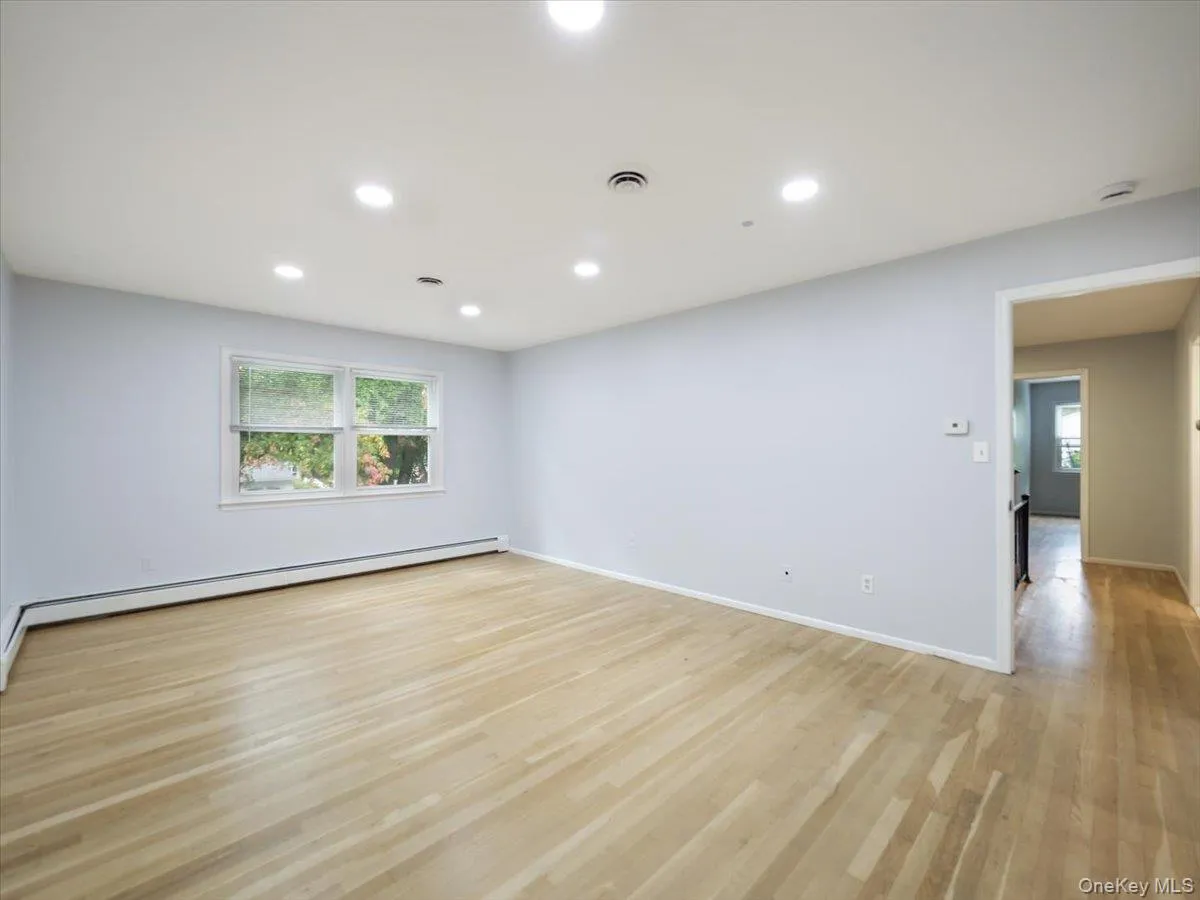 2 Enterprise Court, Clarkstown, NY, 5 Bedrooms Bedrooms, 13 Rooms Rooms,3 BathroomsBathrooms,Residential Lease,For Rent,Enterprise,0,1058141 2 Enterprise Court, Clarkstown, NY, 5 Bedrooms Bedrooms, 13 Rooms Rooms,3 BathroomsBathrooms,Residential Lease,For Rent,Enterprise,0,1058141