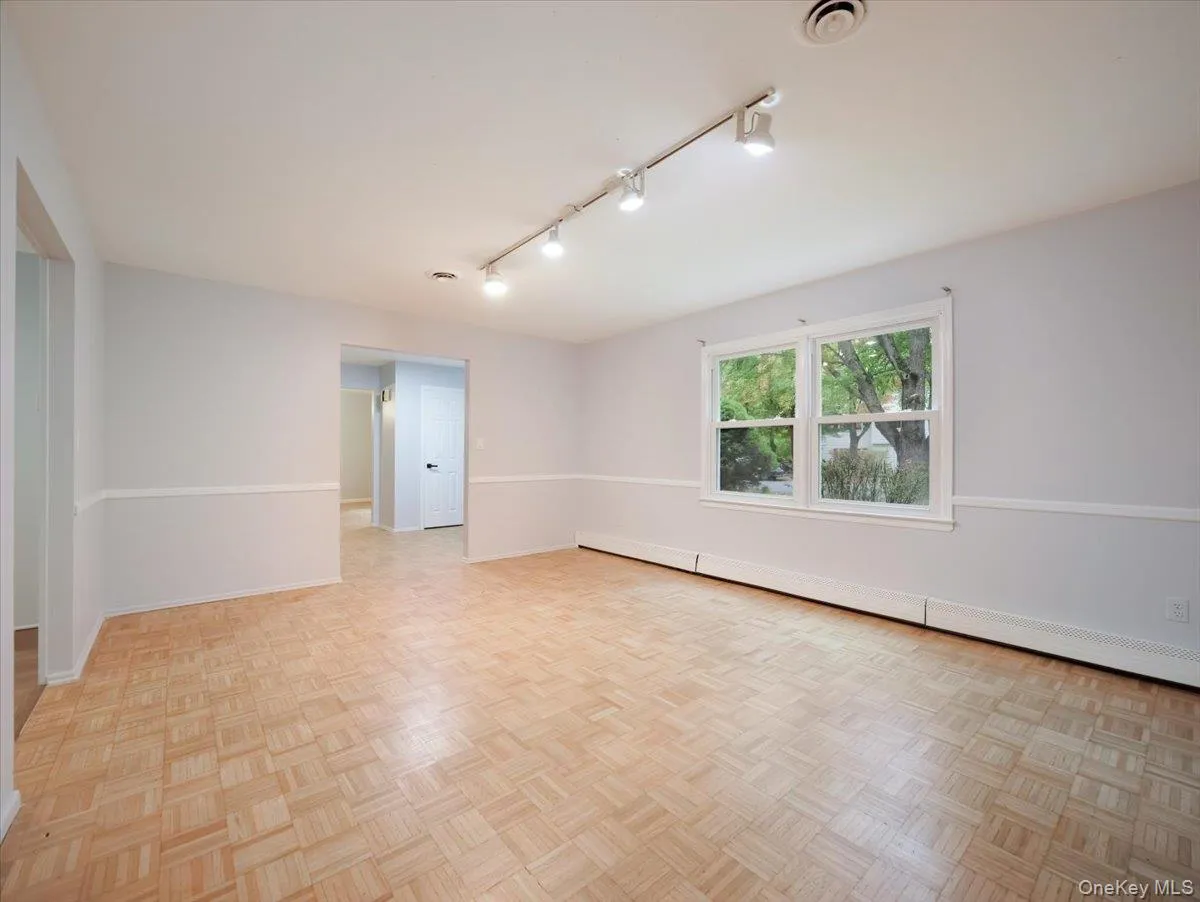 2 Enterprise Court, Clarkstown, NY, 5 Bedrooms Bedrooms, 13 Rooms Rooms,3 BathroomsBathrooms,Residential Lease,For Rent,Enterprise,0,1058141 2 Enterprise Court, Clarkstown, NY, 5 Bedrooms Bedrooms, 13 Rooms Rooms,3 BathroomsBathrooms,Residential Lease,For Rent,Enterprise,0,1058141