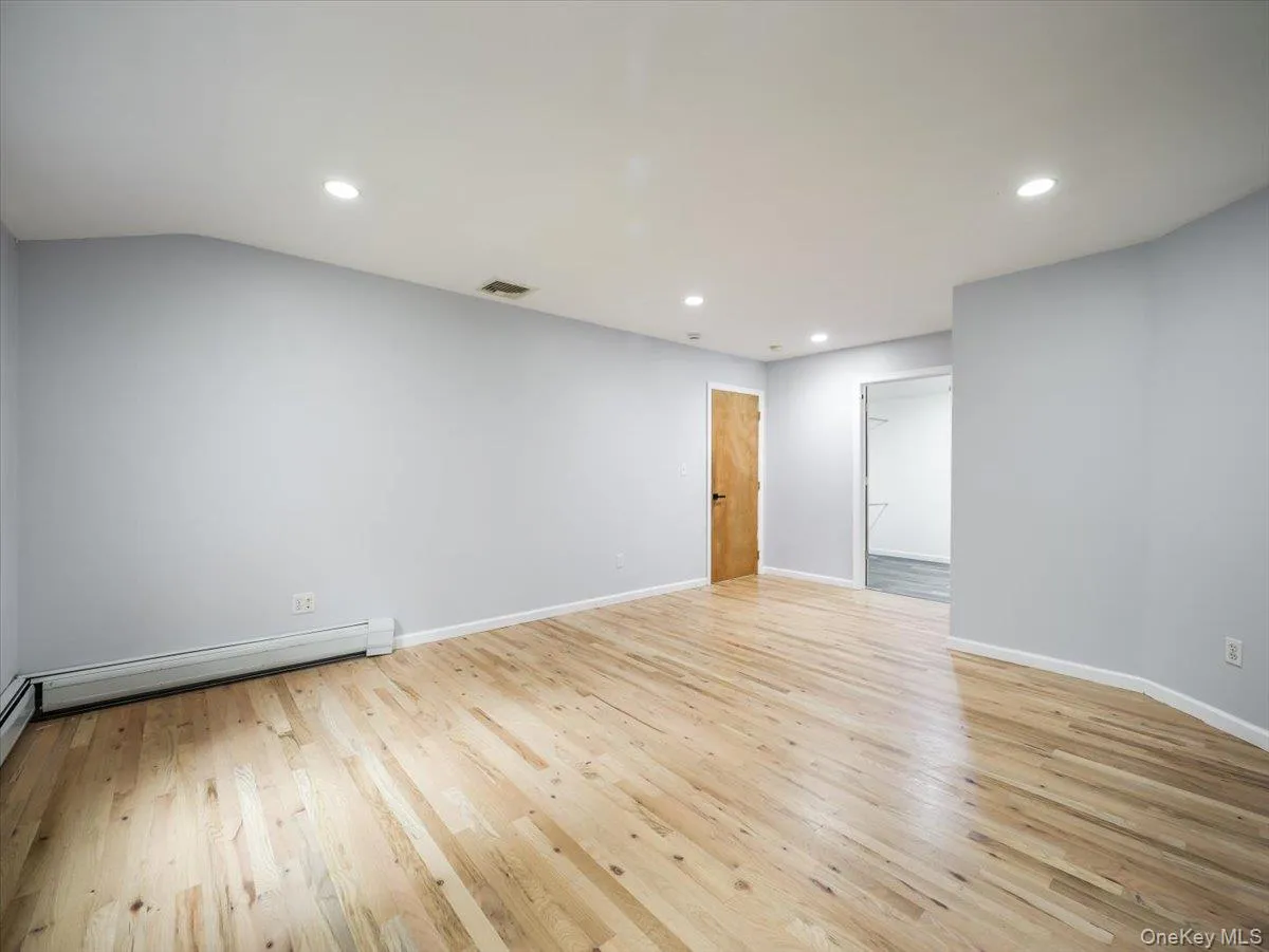 2 Enterprise Court, Clarkstown, NY, 5 Bedrooms Bedrooms, 13 Rooms Rooms,3 BathroomsBathrooms,Residential Lease,For Rent,Enterprise,0,1058141 2 Enterprise Court, Clarkstown, NY, 5 Bedrooms Bedrooms, 13 Rooms Rooms,3 BathroomsBathrooms,Residential Lease,For Rent,Enterprise,0,1058141