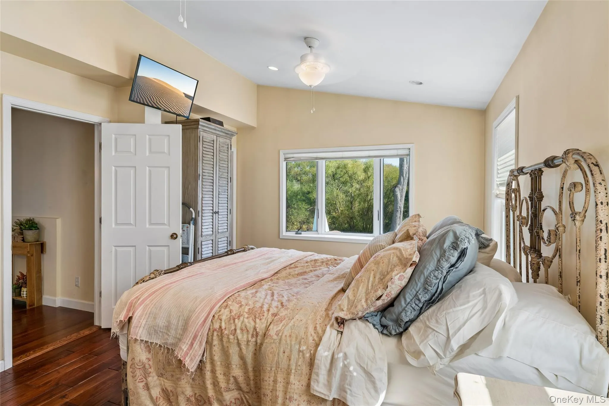 143 Deer Lake Drive, Babylon, NY, 3 Bedrooms Bedrooms, 7 Rooms Rooms,2 BathroomsBathrooms,Residential,For Rent,Deer Lake,0,1058142 143 Deer Lake Drive, Babylon, NY, 3 Bedrooms Bedrooms, 7 Rooms Rooms,2 BathroomsBathrooms,Residential,For Rent,Deer Lake,0,1058142
