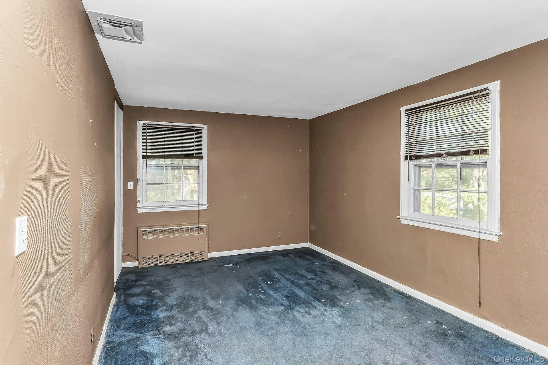 915 Glenwood Road, Hempstead, NY, 4 Bedrooms Bedrooms, 8 Rooms Rooms,1 BathroomBathrooms,Residential,For Rent,Glenwood,0,1058144 915 Glenwood Road, Hempstead, NY, 4 Bedrooms Bedrooms, 8 Rooms Rooms,1 BathroomBathrooms,Residential,For Rent,Glenwood,0,1058144