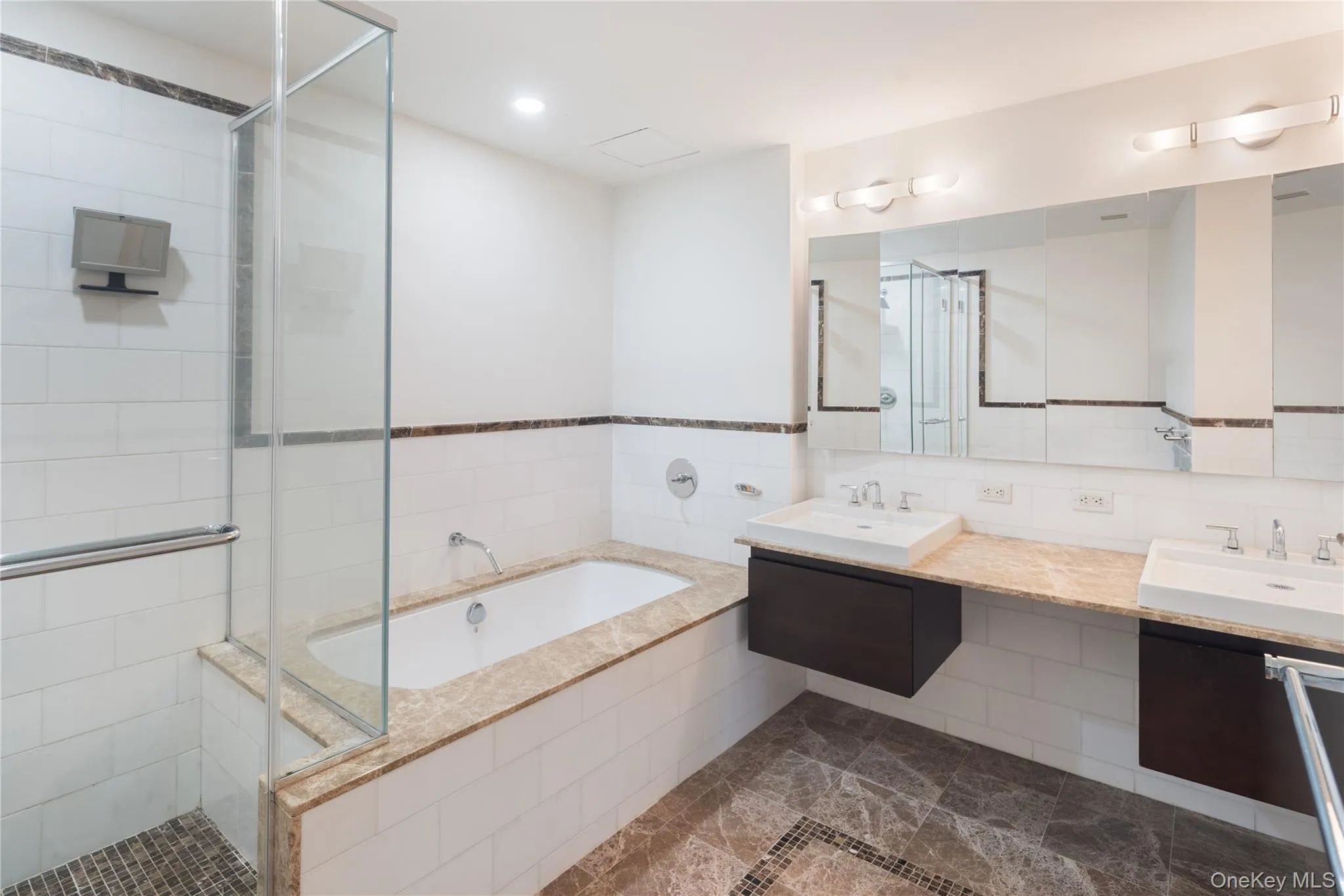 175 Huguenot Street, New Rochelle, NY, 1 Bedroom Bedrooms, 2 Rooms Rooms,1 BathroomBathrooms,Residential,For Rent,Huguenot,0,1058147 175 Huguenot Street, New Rochelle, NY, 1 Bedroom Bedrooms, 2 Rooms Rooms,1 BathroomBathrooms,Residential,For Rent,Huguenot,0,1058147