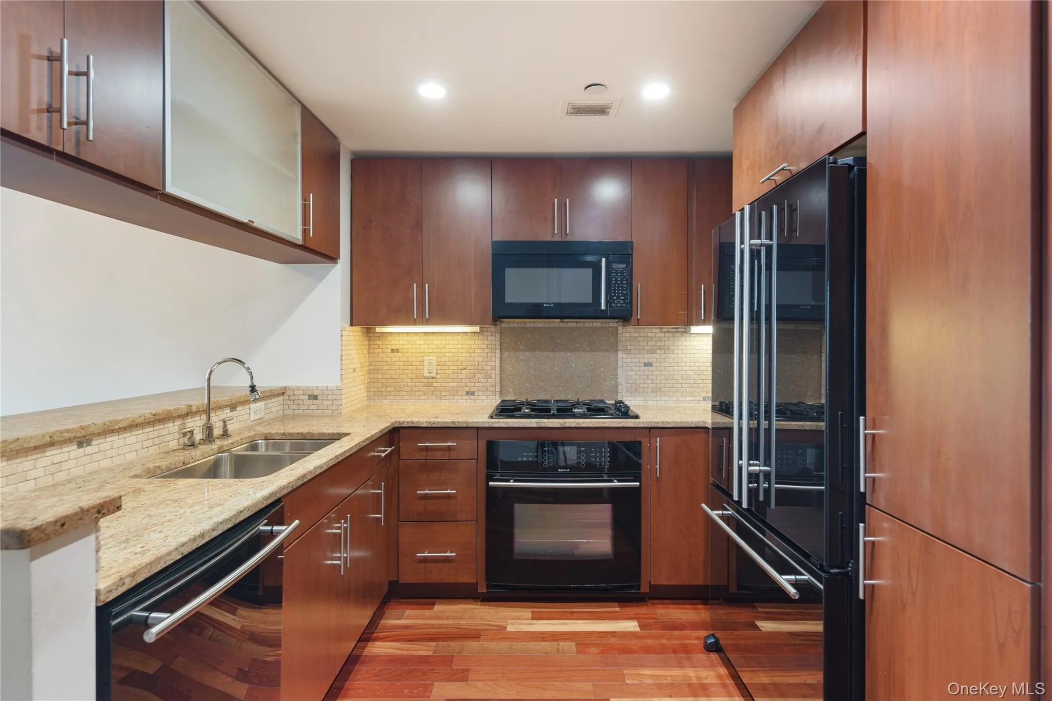 175 Huguenot Street, New Rochelle, NY, 1 Bedroom Bedrooms, 2 Rooms Rooms,1 BathroomBathrooms,Residential,For Rent,Huguenot,0,1058147 175 Huguenot Street, New Rochelle, NY, 1 Bedroom Bedrooms, 2 Rooms Rooms,1 BathroomBathrooms,Residential,For Rent,Huguenot,0,1058147