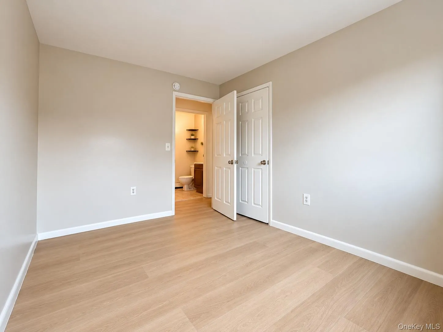 326 Concord Lane, Middletown, NY, 2 Bedroom Bedrooms, 5 Room Rooms,2 BathroomBathrooms,Residential Lease,For Rent,Concord,0,1058148 326 Concord Lane, Middletown, NY, 2 Bedroom Bedrooms, 5 Room Rooms,2 BathroomBathrooms,Residential Lease,For Rent,Concord,0,1058148