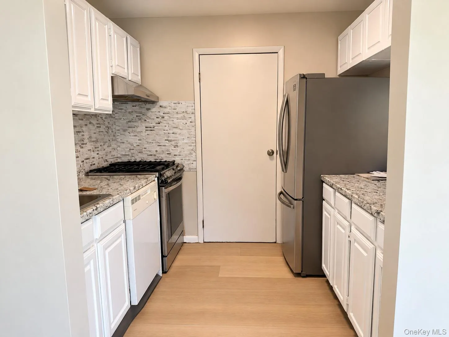 326 Concord Lane, Middletown, NY, 2 Bedroom Bedrooms, 5 Room Rooms,2 BathroomBathrooms,Residential Lease,For Rent,Concord,0,1058148 326 Concord Lane, Middletown, NY, 2 Bedroom Bedrooms, 5 Room Rooms,2 BathroomBathrooms,Residential Lease,For Rent,Concord,0,1058148