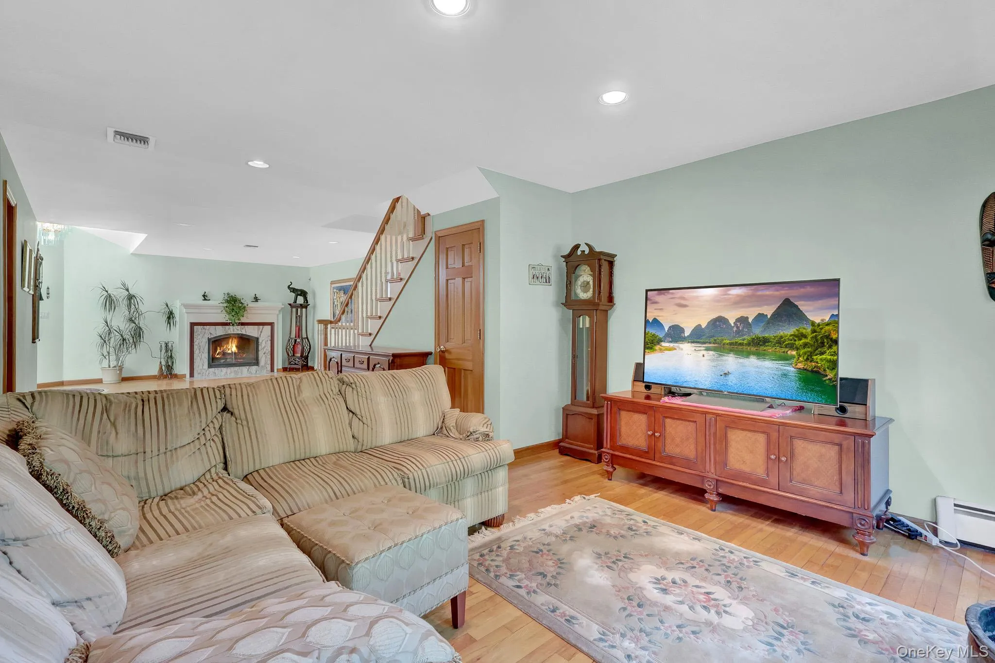 9 Shipyard Lane, Brookhaven, NY, 4 Bedrooms Bedrooms, 10 Rooms Rooms,4 BathroomsBathrooms,Residential,For Rent,Shipyard,0,1058149 9 Shipyard Lane, Brookhaven, NY, 4 Bedrooms Bedrooms, 10 Rooms Rooms,4 BathroomsBathrooms,Residential,For Rent,Shipyard,0,1058149