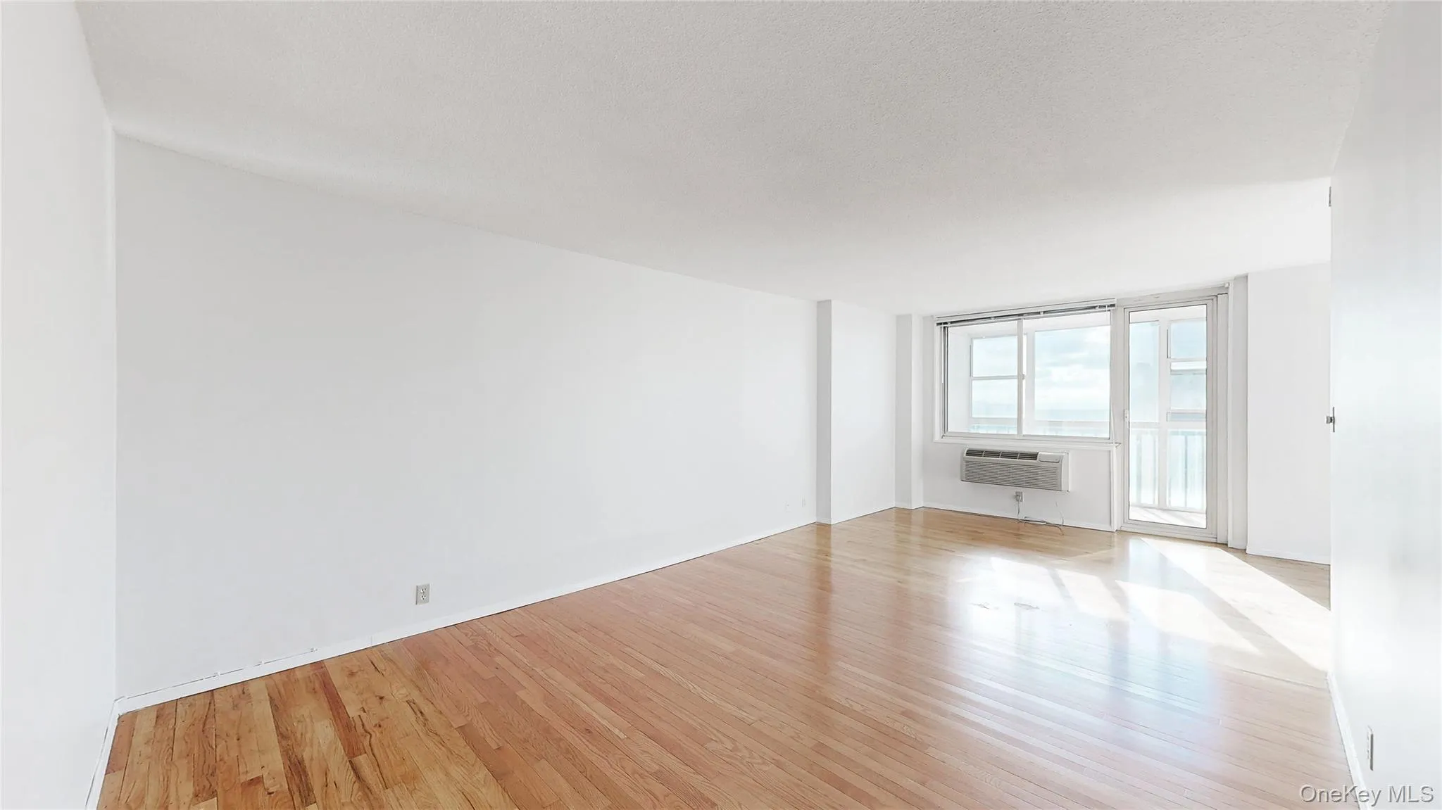 118-17 Union Turnpike, New York, NY, 2 Bedrooms Bedrooms, 4 Rooms Rooms,2 BathroomsBathrooms,Residential Lease,For Rent,Union,0,1058150 118-17 Union Turnpike, New York, NY, 2 Bedrooms Bedrooms, 4 Rooms Rooms,2 BathroomsBathrooms,Residential Lease,For Rent,Union,0,1058150