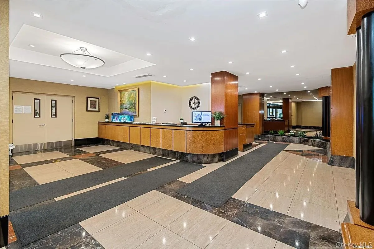 118-17 Union Turnpike, New York, NY, 2 Bedrooms Bedrooms, 4 Rooms Rooms,2 BathroomsBathrooms,Residential Lease,For Rent,Union,0,1058150 118-17 Union Turnpike, New York, NY, 2 Bedrooms Bedrooms, 4 Rooms Rooms,2 BathroomsBathrooms,Residential Lease,For Rent,Union,0,1058150
