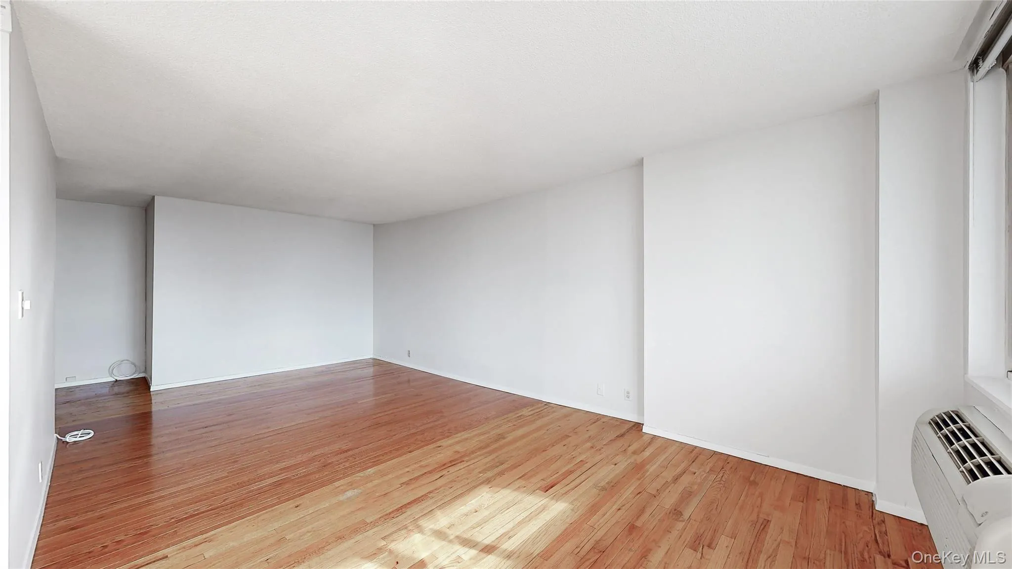 118-17 Union Turnpike, New York, NY, 2 Bedrooms Bedrooms, 4 Rooms Rooms,2 BathroomsBathrooms,Residential Lease,For Rent,Union,0,1058150 118-17 Union Turnpike, New York, NY, 2 Bedrooms Bedrooms, 4 Rooms Rooms,2 BathroomsBathrooms,Residential Lease,For Rent,Union,0,1058150