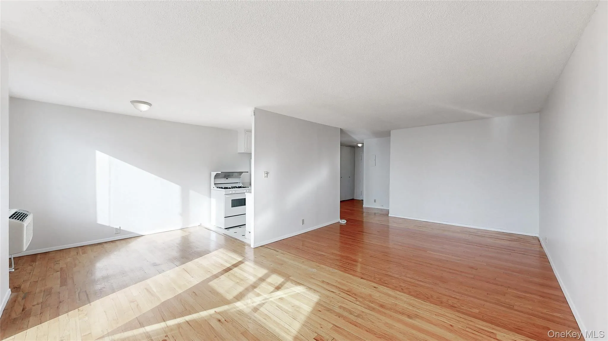 118-17 Union Turnpike, New York, NY, 2 Bedrooms Bedrooms, 4 Rooms Rooms,2 BathroomsBathrooms,Residential Lease,For Rent,Union,0,1058150 118-17 Union Turnpike, New York, NY, 2 Bedrooms Bedrooms, 4 Rooms Rooms,2 BathroomsBathrooms,Residential Lease,For Rent,Union,0,1058150