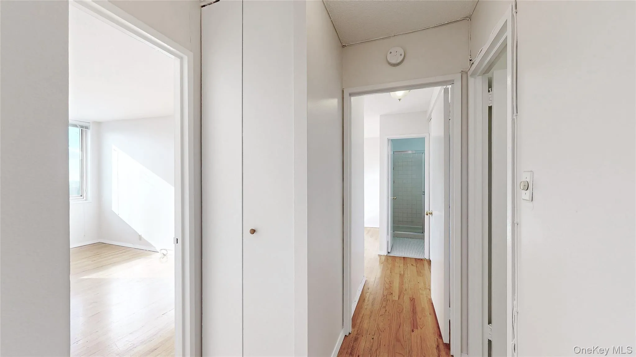 118-17 Union Turnpike, New York, NY, 2 Bedrooms Bedrooms, 4 Rooms Rooms,2 BathroomsBathrooms,Residential Lease,For Rent,Union,0,1058150 118-17 Union Turnpike, New York, NY, 2 Bedrooms Bedrooms, 4 Rooms Rooms,2 BathroomsBathrooms,Residential Lease,For Rent,Union,0,1058150