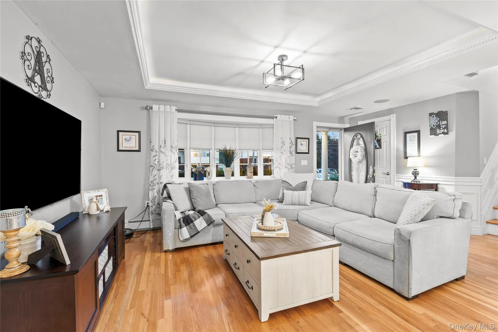 56 Kingston Avenue, Oyster Bay, NY, 3 Bedrooms Bedrooms, 9 Rooms Rooms,1 BathroomBathrooms,Residential,For Rent,Kingston,0,1058157 56 Kingston Avenue, Oyster Bay, NY, 3 Bedrooms Bedrooms, 9 Rooms Rooms,1 BathroomBathrooms,Residential,For Rent,Kingston,0,1058157
