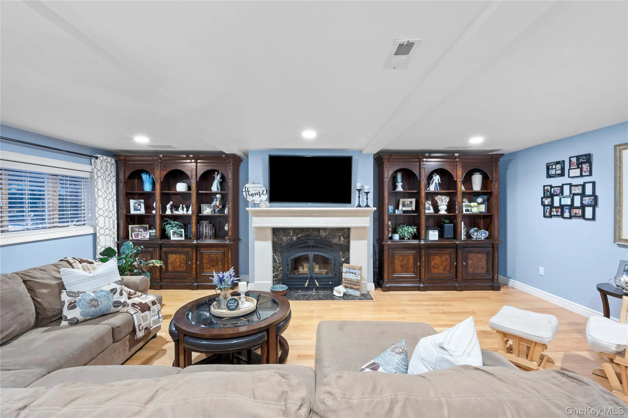 56 Kingston Avenue, Oyster Bay, NY, 3 Bedrooms Bedrooms, 9 Rooms Rooms,1 BathroomBathrooms,Residential,For Rent,Kingston,0,1058157 56 Kingston Avenue, Oyster Bay, NY, 3 Bedrooms Bedrooms, 9 Rooms Rooms,1 BathroomBathrooms,Residential,For Rent,Kingston,0,1058157