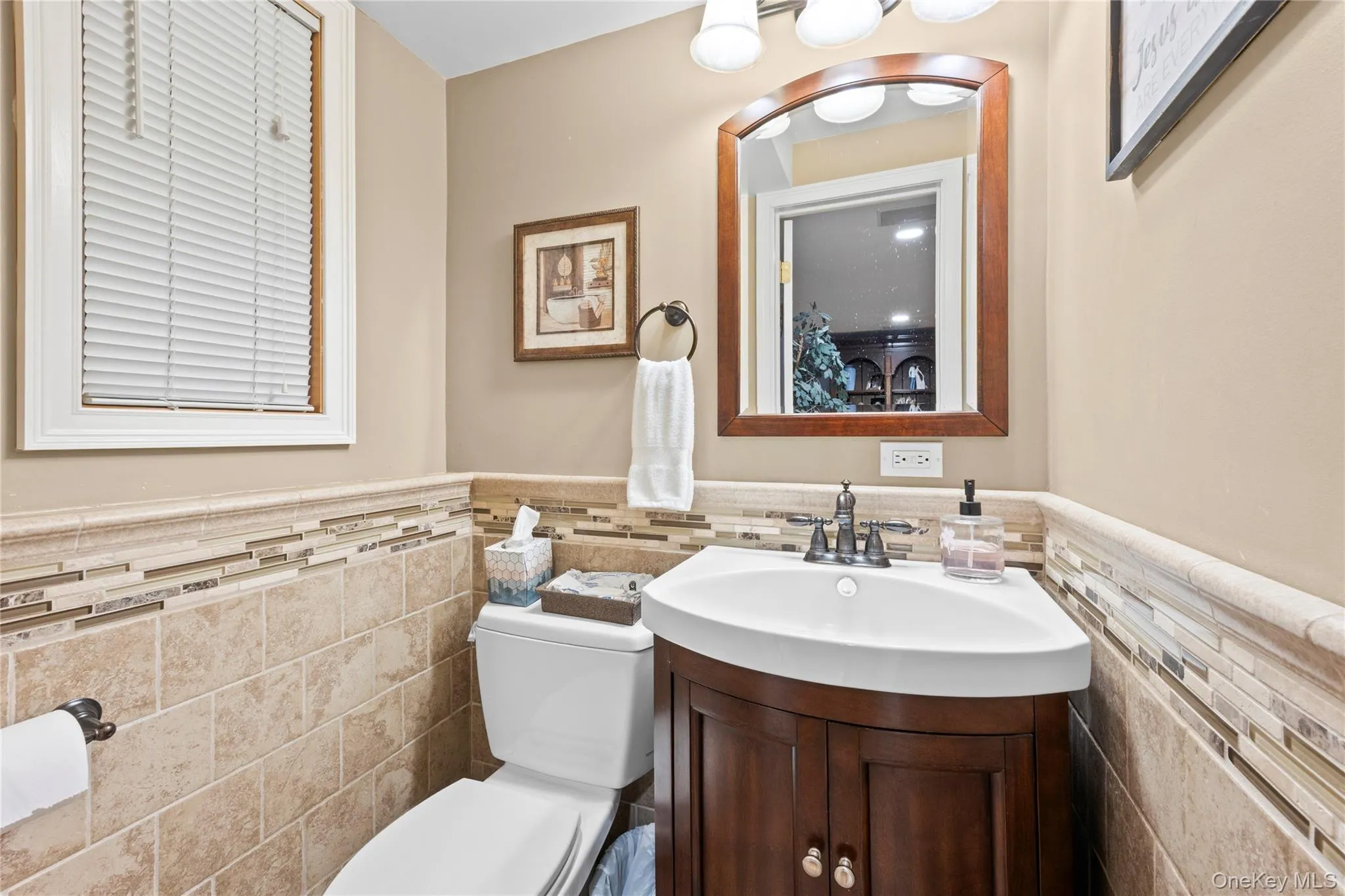 56 Kingston Avenue, Oyster Bay, NY, 3 Bedrooms Bedrooms, 9 Rooms Rooms,1 BathroomBathrooms,Residential,For Rent,Kingston,0,1058157 56 Kingston Avenue, Oyster Bay, NY, 3 Bedrooms Bedrooms, 9 Rooms Rooms,1 BathroomBathrooms,Residential,For Rent,Kingston,0,1058157