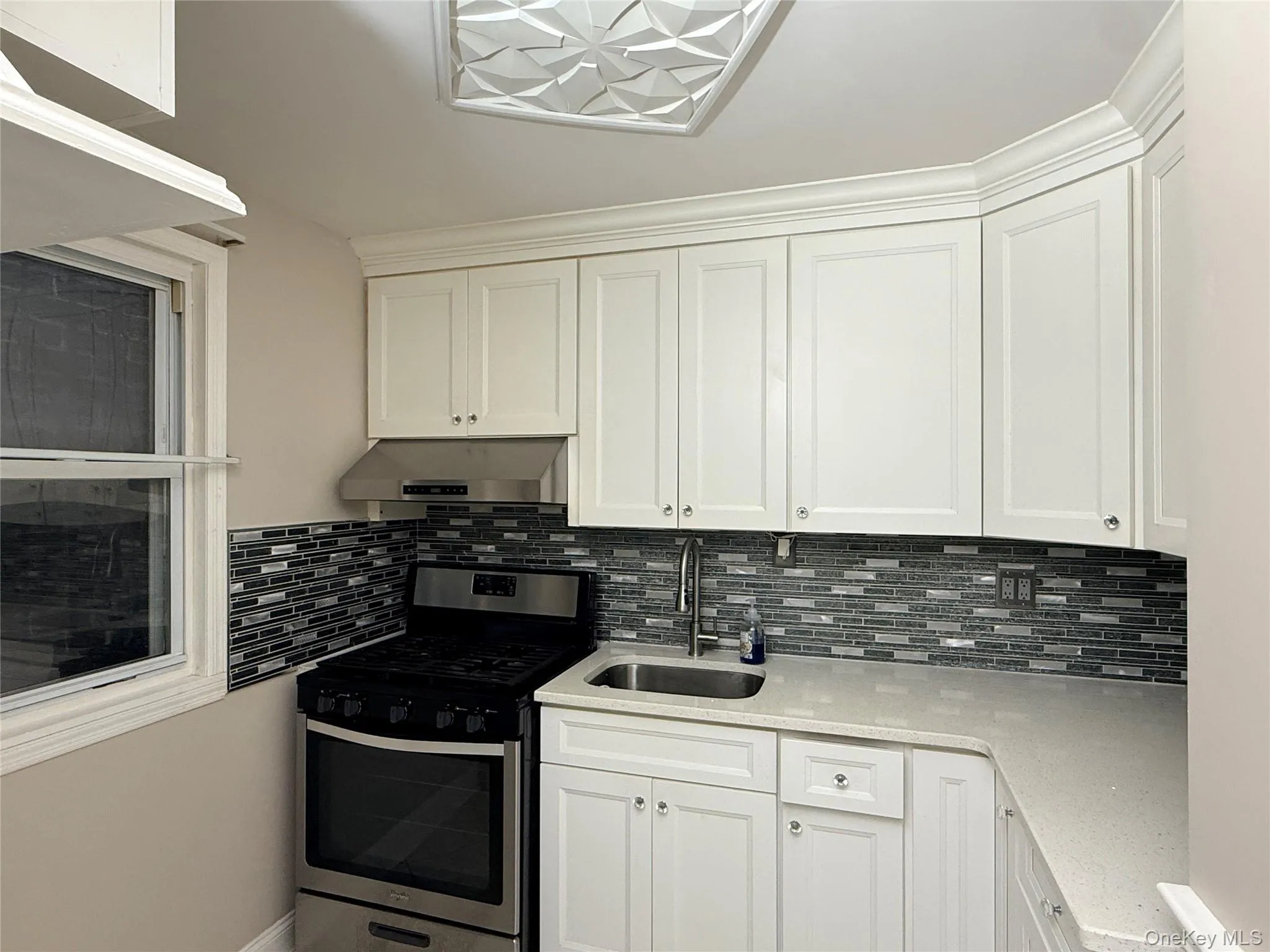41-39 Benham Street, New York, NY, 2 Bedroom Bedrooms, 5 Room Rooms,1 BathroomBathrooms,Residential Lease,For Rent,Benham,0,1058165 41-39 Benham Street, New York, NY, 2 Bedroom Bedrooms, 5 Room Rooms,1 BathroomBathrooms,Residential Lease,For Rent,Benham,0,1058165