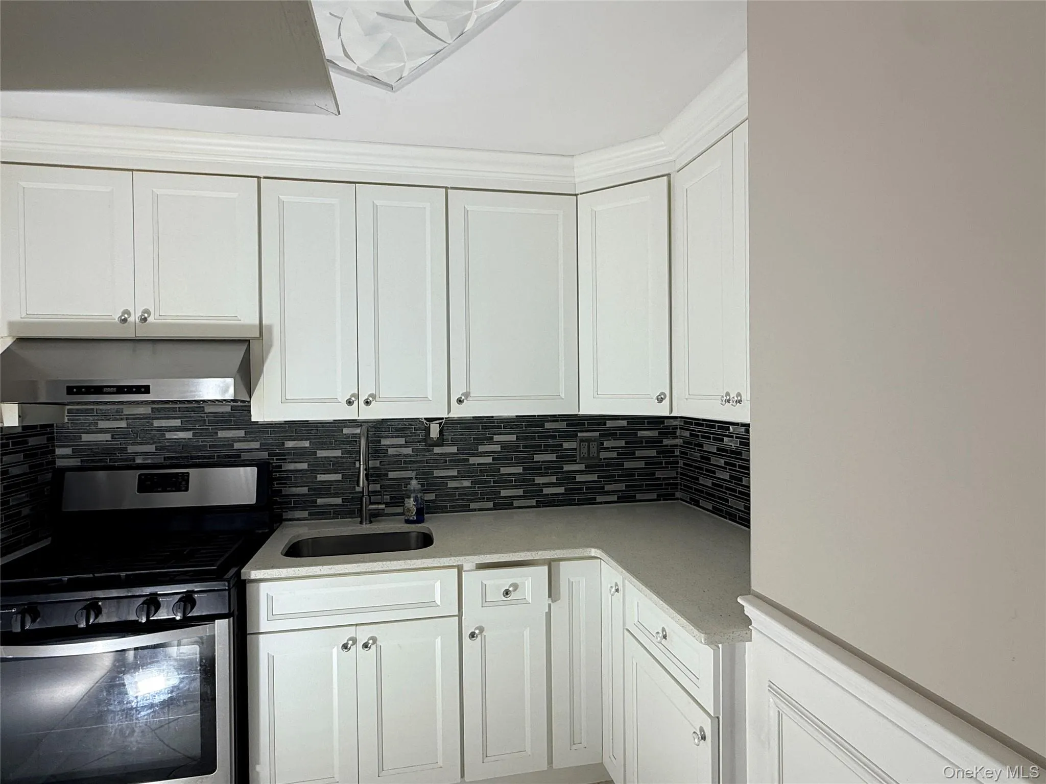 41-39 Benham Street, New York, NY, 2 Bedroom Bedrooms, 5 Room Rooms,1 BathroomBathrooms,Residential Lease,For Rent,Benham,0,1058165 41-39 Benham Street, New York, NY, 2 Bedroom Bedrooms, 5 Room Rooms,1 BathroomBathrooms,Residential Lease,For Rent,Benham,0,1058165