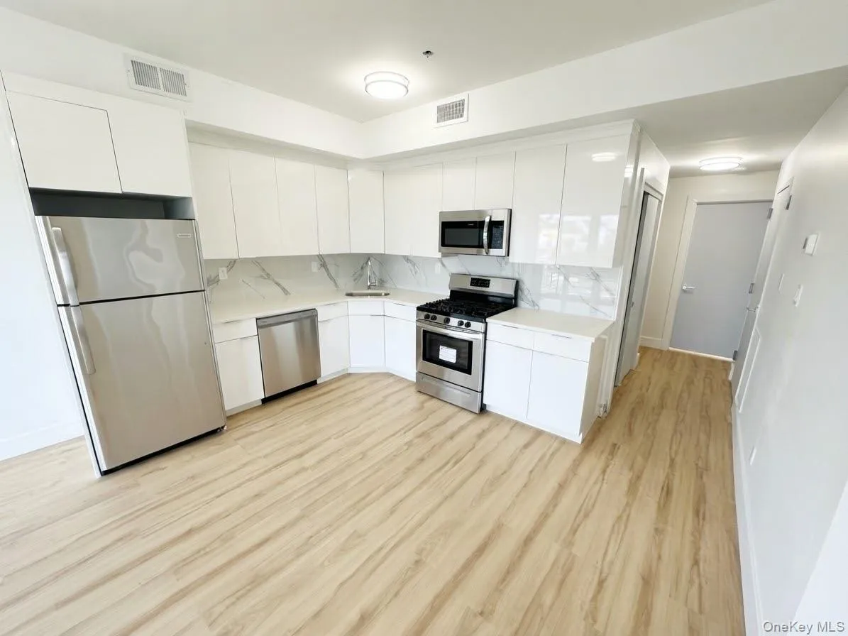 86-03 Beach Channel Drive, New York, NY, 2 Bedroom Bedrooms, 4 Room Rooms,1 BathroomBathrooms,Residential Lease,For Rent,Beach Channel Drive,0,1058168 86-03 Beach Channel Drive, New York, NY, 2 Bedroom Bedrooms, 4 Room Rooms,1 BathroomBathrooms,Residential Lease,For Rent,Beach Channel Drive,0,1058168