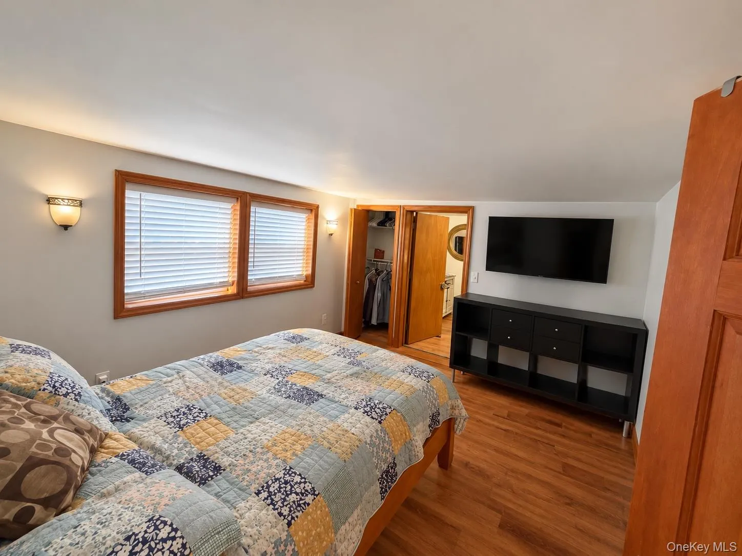 74 Genung Street, Middletown, NY, 4 Bedrooms Bedrooms, 7 Rooms Rooms,1 BathroomBathrooms,Residential,For Rent,Genung,0,1058181 74 Genung Street, Middletown, NY, 4 Bedrooms Bedrooms, 7 Rooms Rooms,1 BathroomBathrooms,Residential,For Rent,Genung,0,1058181