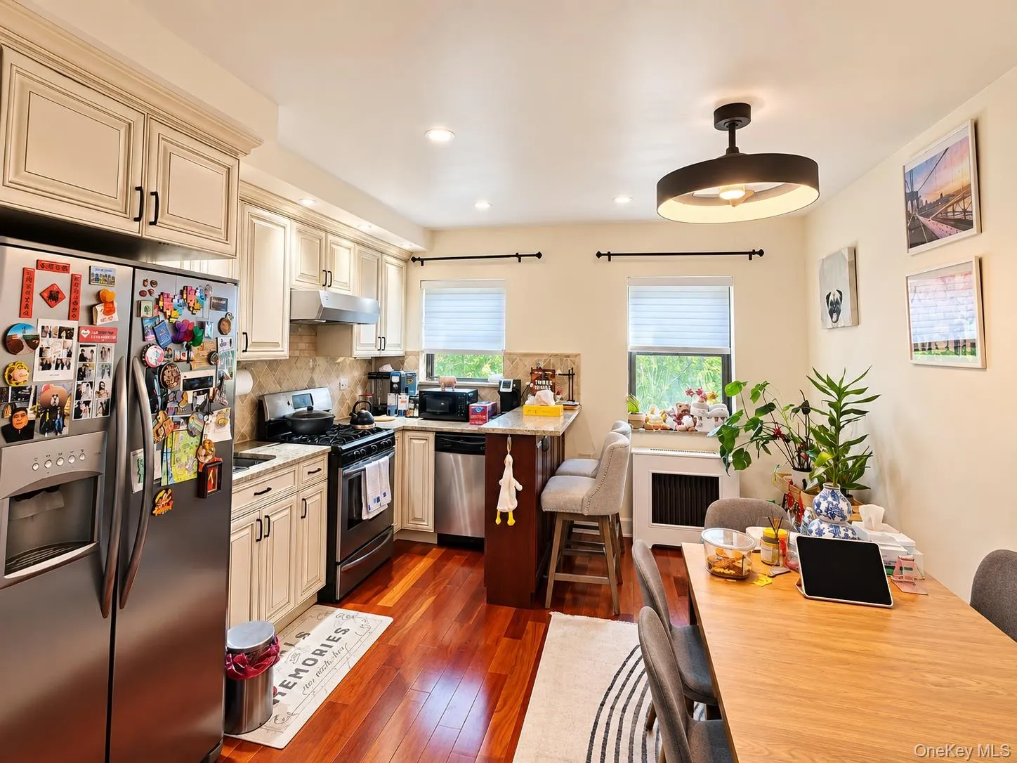 14742 72nd Avenue, New York, NY, 2 Bedrooms Bedrooms, 5 Rooms Rooms,1 BathroomBathrooms,Residential,For Rent,72nd,0,1058183 14742 72nd Avenue, New York, NY, 2 Bedrooms Bedrooms, 5 Rooms Rooms,1 BathroomBathrooms,Residential,For Rent,72nd,0,1058183