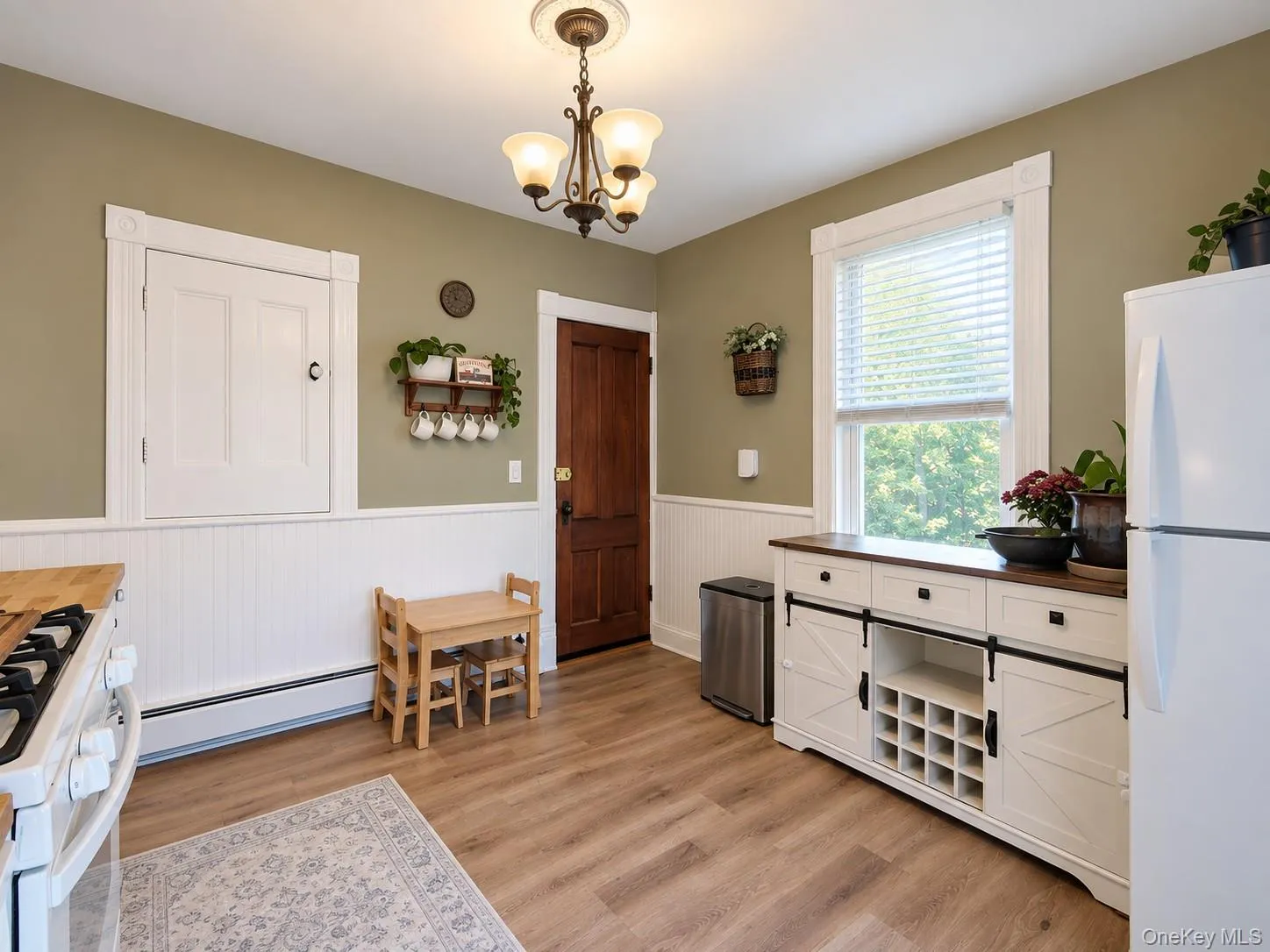 2 Linwood Avenue, Poughkeepsie, NY, 2 Bedrooms Bedrooms, 7 Rooms Rooms,1 BathroomBathrooms,Residential Lease,For Rent,Linwood,0,1058184 2 Linwood Avenue, Poughkeepsie, NY, 2 Bedrooms Bedrooms, 7 Rooms Rooms,1 BathroomBathrooms,Residential Lease,For Rent,Linwood,0,1058184
