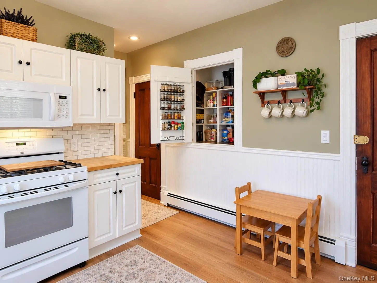 2 Linwood Avenue, Poughkeepsie, NY, 2 Bedrooms Bedrooms, 7 Rooms Rooms,1 BathroomBathrooms,Residential Lease,For Rent,Linwood,0,1058184 2 Linwood Avenue, Poughkeepsie, NY, 2 Bedrooms Bedrooms, 7 Rooms Rooms,1 BathroomBathrooms,Residential Lease,For Rent,Linwood,0,1058184