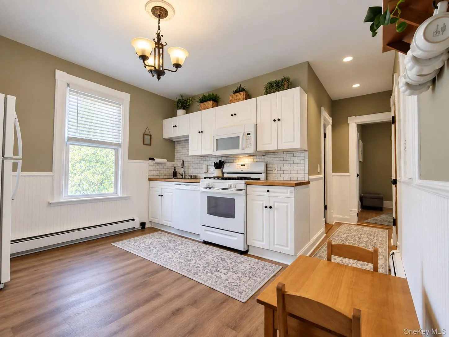 2 Linwood Avenue, Poughkeepsie, NY, 2 Bedrooms Bedrooms, 7 Rooms Rooms,1 BathroomBathrooms,Residential Lease,For Rent,Linwood,0,1058184 2 Linwood Avenue, Poughkeepsie, NY, 2 Bedrooms Bedrooms, 7 Rooms Rooms,1 BathroomBathrooms,Residential Lease,For Rent,Linwood,0,1058184