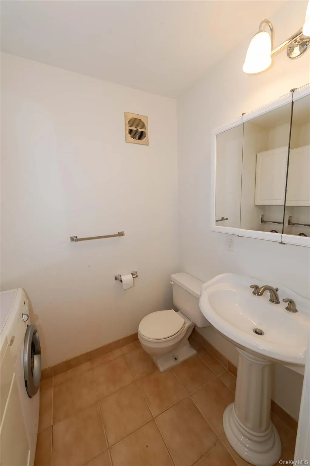 728 Silver Lake Scotchtown Road, Wallkill, NY, 3 Bedrooms Bedrooms, 7 Rooms Rooms,1 BathroomBathrooms,Residential Lease,For Rent,Silver Lake Scotchtown,0,1058189 728 Silver Lake Scotchtown Road, Wallkill, NY, 3 Bedrooms Bedrooms, 7 Rooms Rooms,1 BathroomBathrooms,Residential Lease,For Rent,Silver Lake Scotchtown,0,1058189