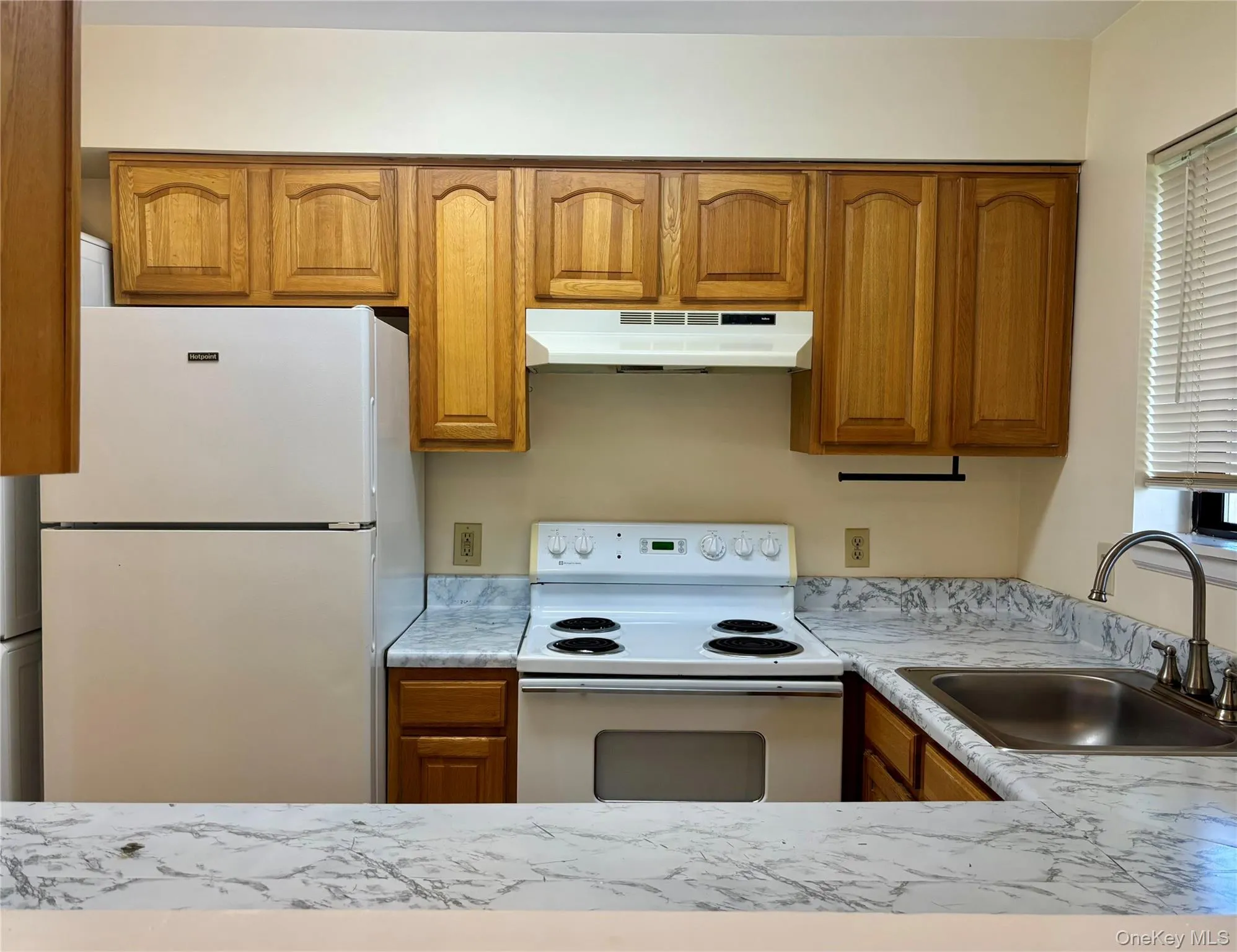 54 Davos Point, Fallsburg, NY, 1 Bedroom Bedrooms, 3 Room Rooms,1 BathroomBathrooms,Residential Lease,For Rent,Davos,0,1058190 54 Davos Point, Fallsburg, NY, 1 Bedroom Bedrooms, 3 Room Rooms,1 BathroomBathrooms,Residential Lease,For Rent,Davos,0,1058190