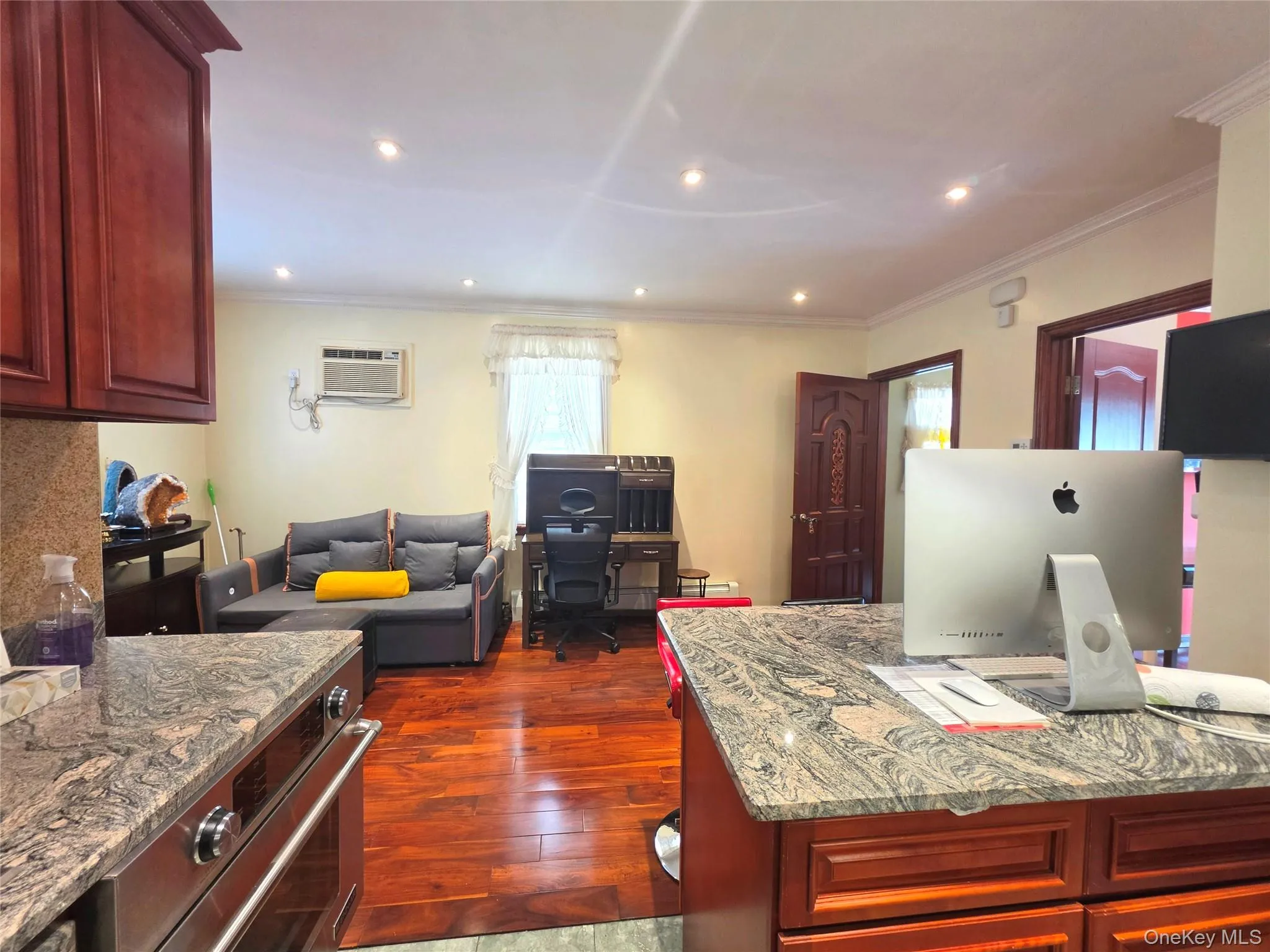 9051 52nd Avenue, New York, NY, 1 Bedroom Bedrooms, 5 Room Rooms,1 BathroomBathrooms,Residential Lease,For Rent,52nd,0,1058198 9051 52nd Avenue, New York, NY, 1 Bedroom Bedrooms, 5 Room Rooms,1 BathroomBathrooms,Residential Lease,For Rent,52nd,0,1058198