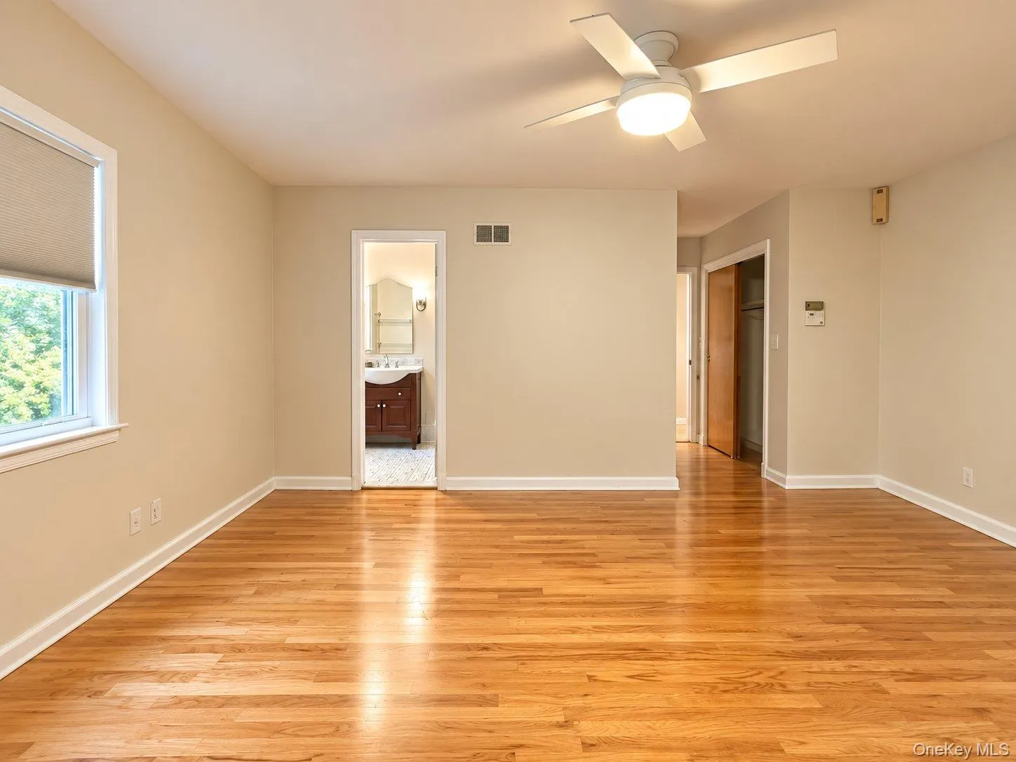 174 Waverly Road, New Rochelle, NY, 4 Bedroom Bedrooms, 8 Room Rooms,3 BathroomBathrooms,Residential Lease,For Rent,Waverly,0,1058203 174 Waverly Road, New Rochelle, NY, 4 Bedroom Bedrooms, 8 Room Rooms,3 BathroomBathrooms,Residential Lease,For Rent,Waverly,0,1058203