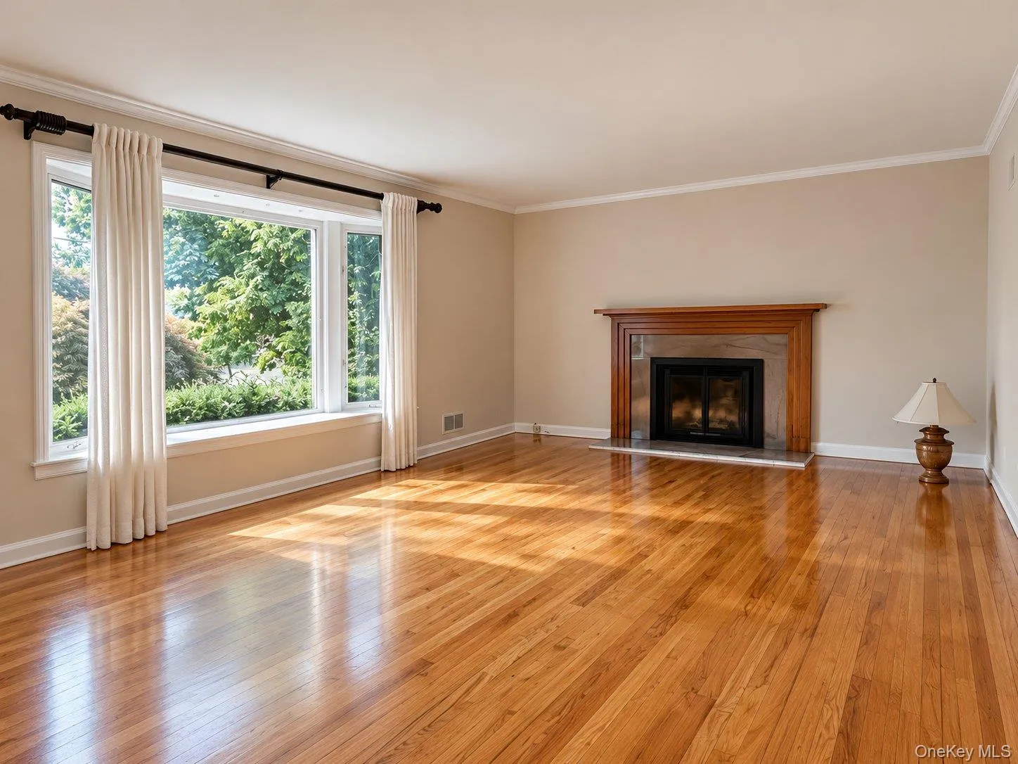 174 Waverly Road, New Rochelle, NY, 4 Bedroom Bedrooms, 8 Room Rooms,3 BathroomBathrooms,Residential Lease,For Rent,Waverly,0,1058203 174 Waverly Road, New Rochelle, NY, 4 Bedroom Bedrooms, 8 Room Rooms,3 BathroomBathrooms,Residential Lease,For Rent,Waverly,0,1058203