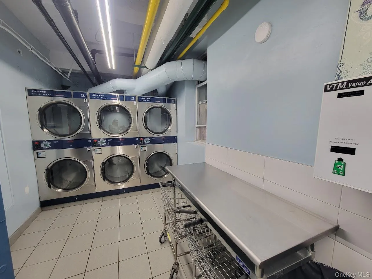 65-15 38th Avenue, New York, NY, 1 Bedroom Bedrooms, 3 Rooms Rooms,1 BathroomBathrooms,Residential,For Rent,38th,0,1058205 65-15 38th Avenue, New York, NY, 1 Bedroom Bedrooms, 3 Rooms Rooms,1 BathroomBathrooms,Residential,For Rent,38th,0,1058205