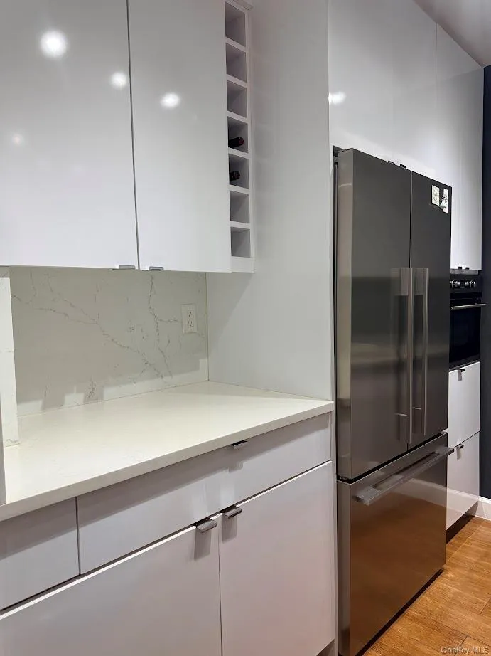 65-15 38th Avenue, New York, NY, 1 Bedroom Bedrooms, 3 Rooms Rooms,1 BathroomBathrooms,Residential,For Rent,38th,0,1058205 65-15 38th Avenue, New York, NY, 1 Bedroom Bedrooms, 3 Rooms Rooms,1 BathroomBathrooms,Residential,For Rent,38th,0,1058205